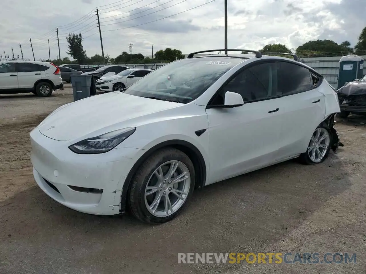 1 Фотография поврежденного автомобиля 5YJYGDEE5MF258600 TESLA MODEL Y 2021