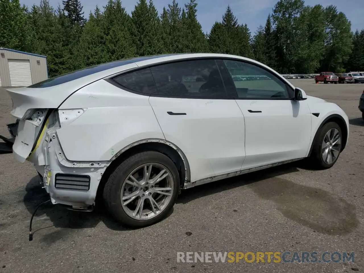 3 Фотография поврежденного автомобиля 5YJYGDEE5MF285098 TESLA MODEL Y 2021