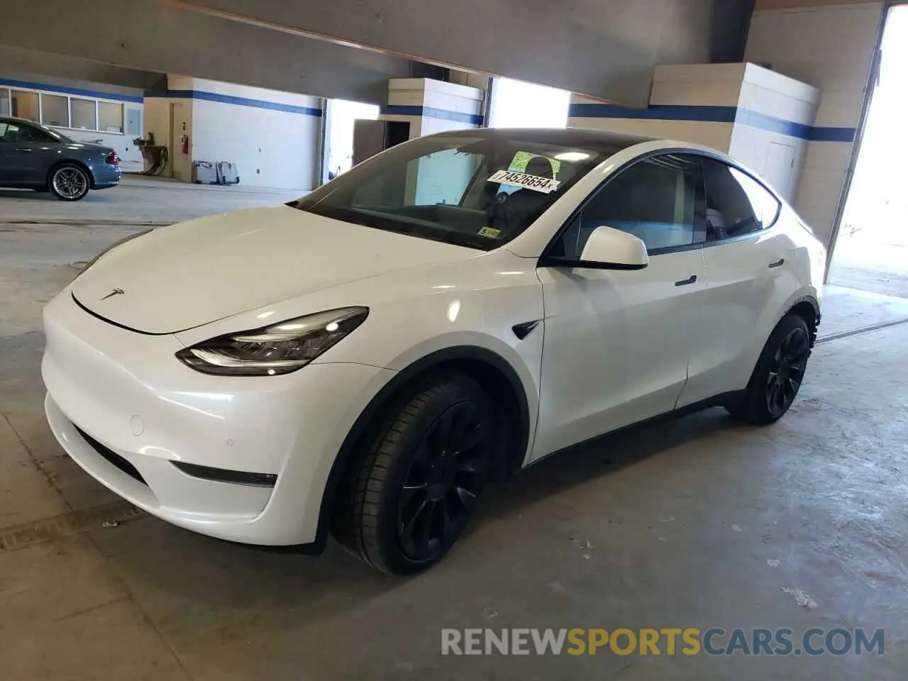 1 Photograph of a damaged car 5YJYGDEE6MF065212 TESLA MODEL Y 2021