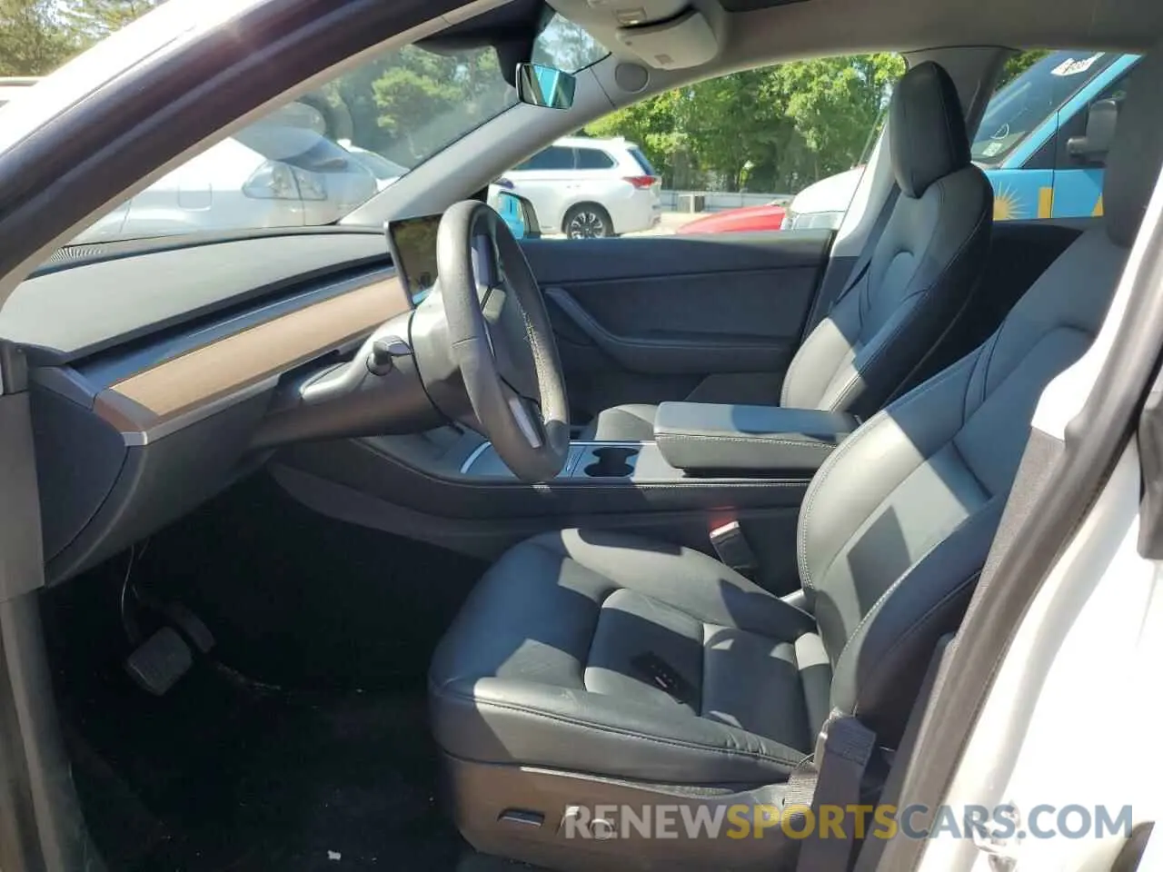 7 Photograph of a damaged car 5YJYGDEE6MF140510 TESLA MODEL Y 2021