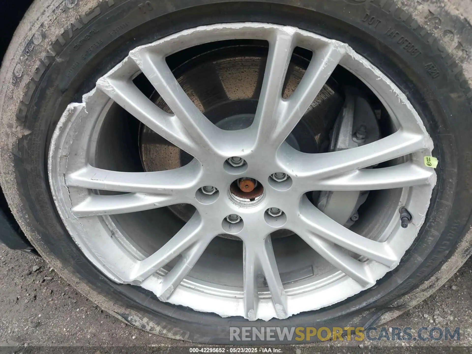 20 Photograph of a damaged car 5YJYGDEE6MF146341 TESLA MODEL Y 2021