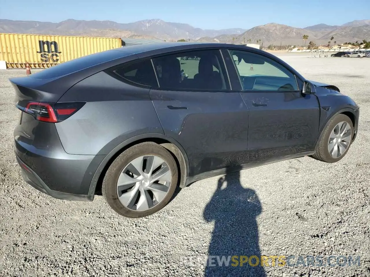 3 Фотография поврежденного автомобиля 5YJYGDEE6MF153273 TESLA MODEL Y 2021