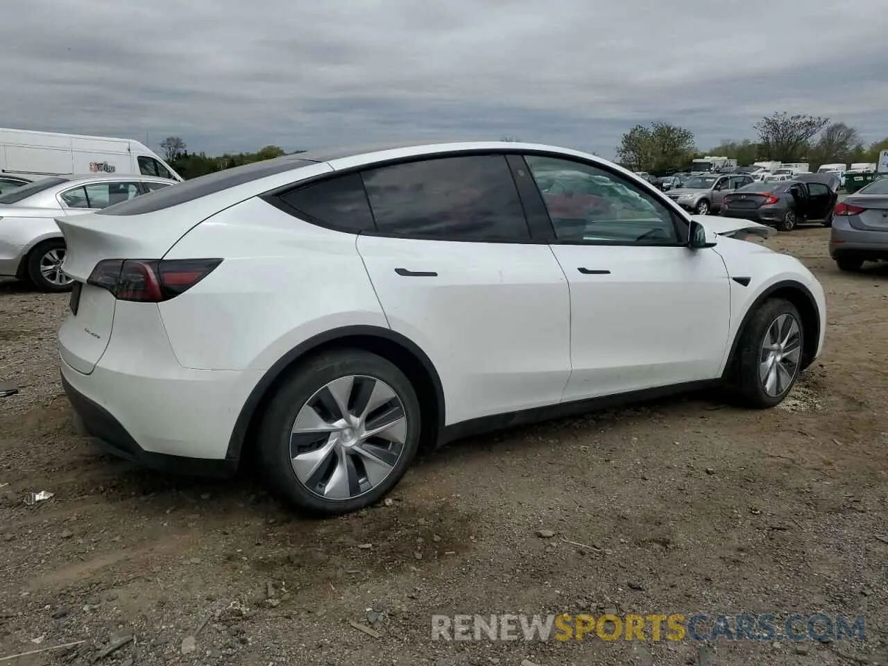3 Photograph of a damaged car 5YJYGDEE6MF198150 TESLA MODEL Y 2021