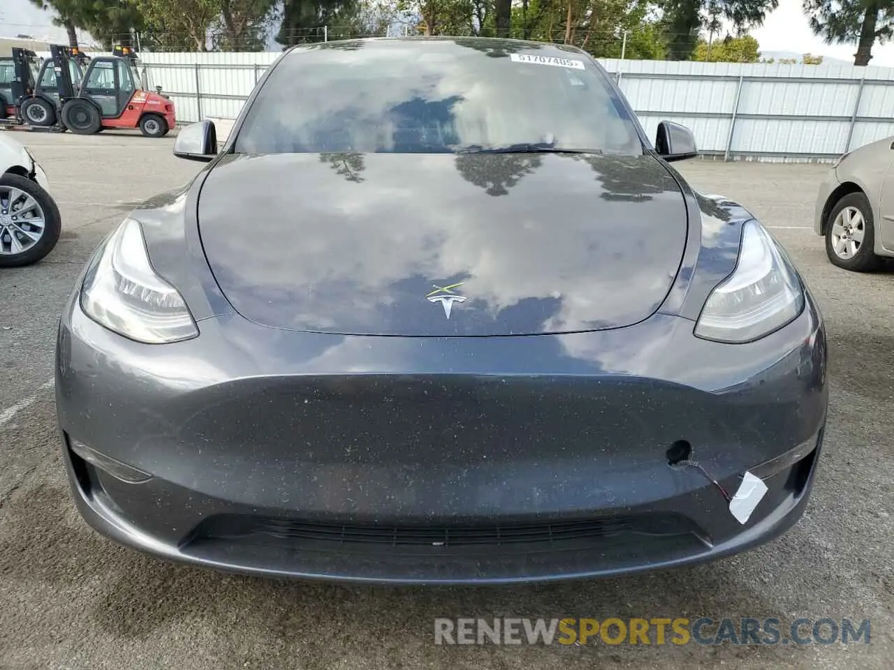 11 Photograph of a damaged car 5YJYGDEE6MF200883 TESLA MODEL Y 2021