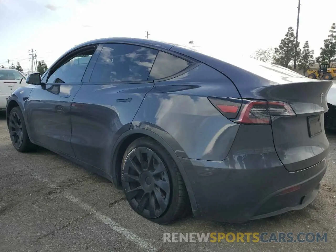 2 Photograph of a damaged car 5YJYGDEE6MF200883 TESLA MODEL Y 2021