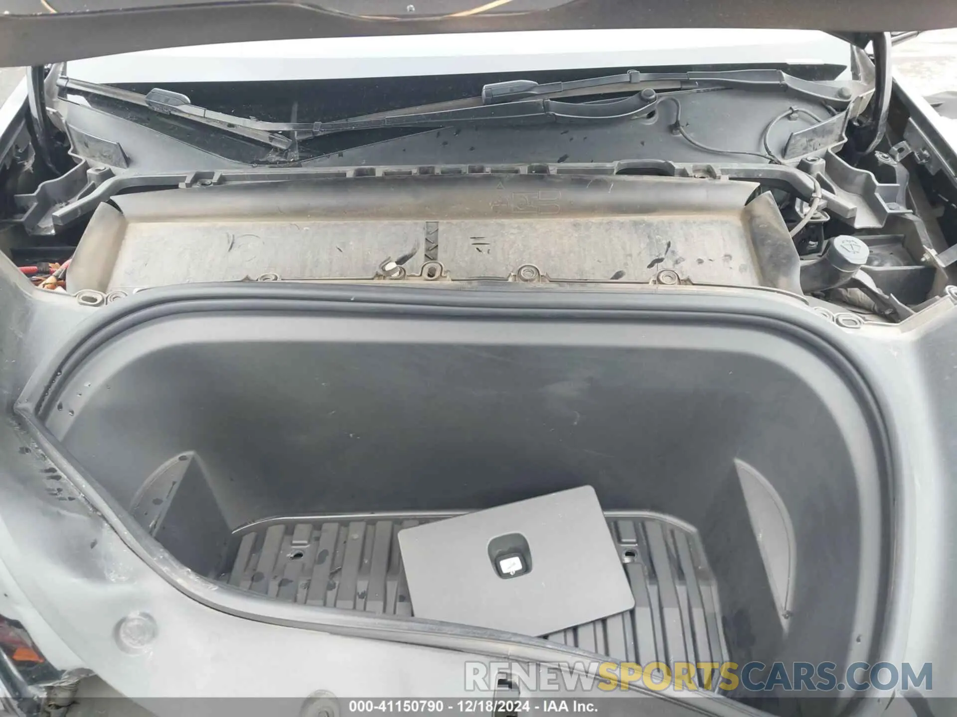 10 Photograph of a damaged car 5YJYGDEE6MF232152 TESLA MODEL Y 2021