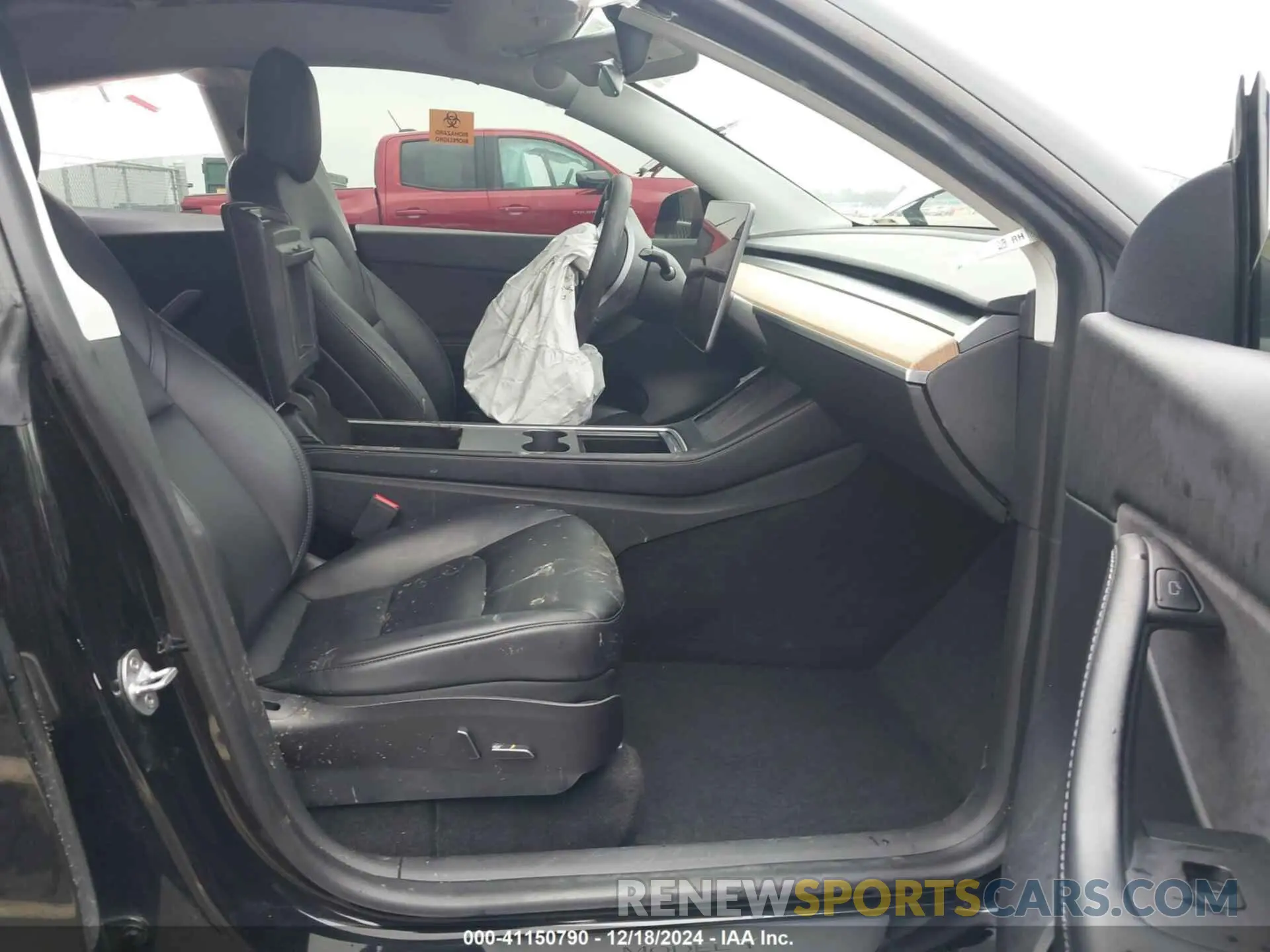 5 Photograph of a damaged car 5YJYGDEE6MF232152 TESLA MODEL Y 2021