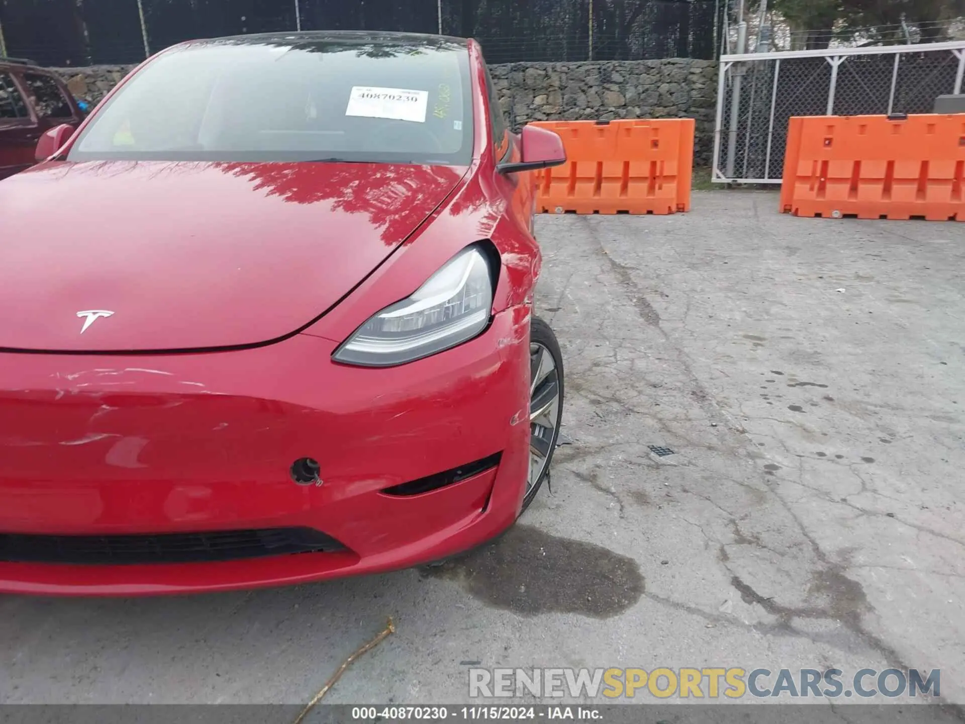 21 Photograph of a damaged car 5YJYGDEE6MF234421 TESLA MODEL Y 2021