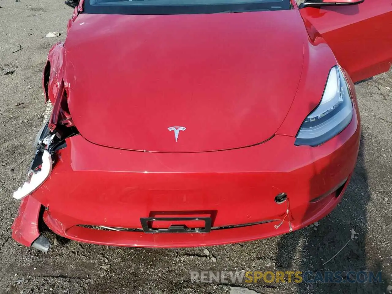 12 Photograph of a damaged car 5YJYGDEE6MF258475 TESLA MODEL Y 2021
