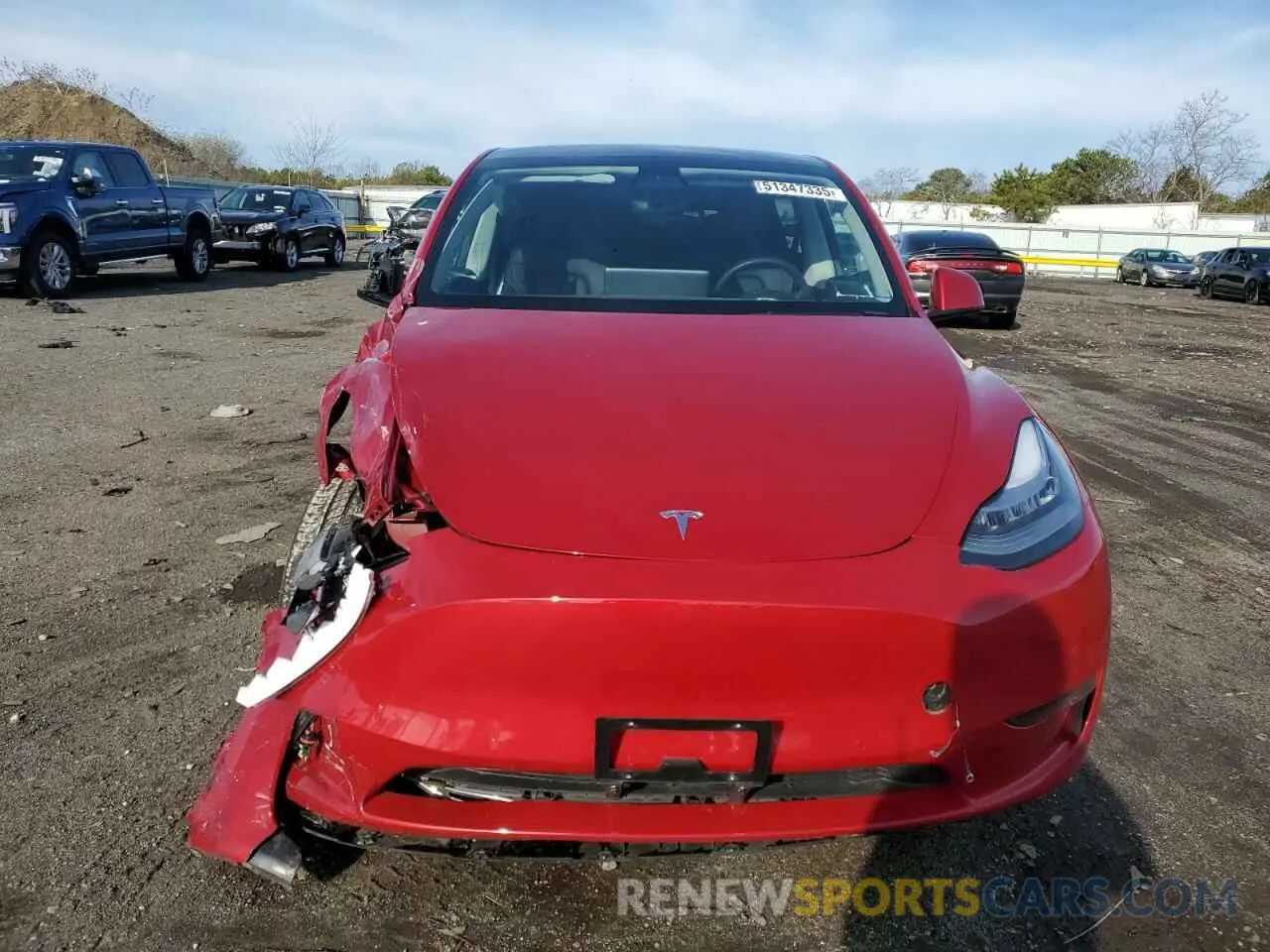 5 Photograph of a damaged car 5YJYGDEE6MF258475 TESLA MODEL Y 2021