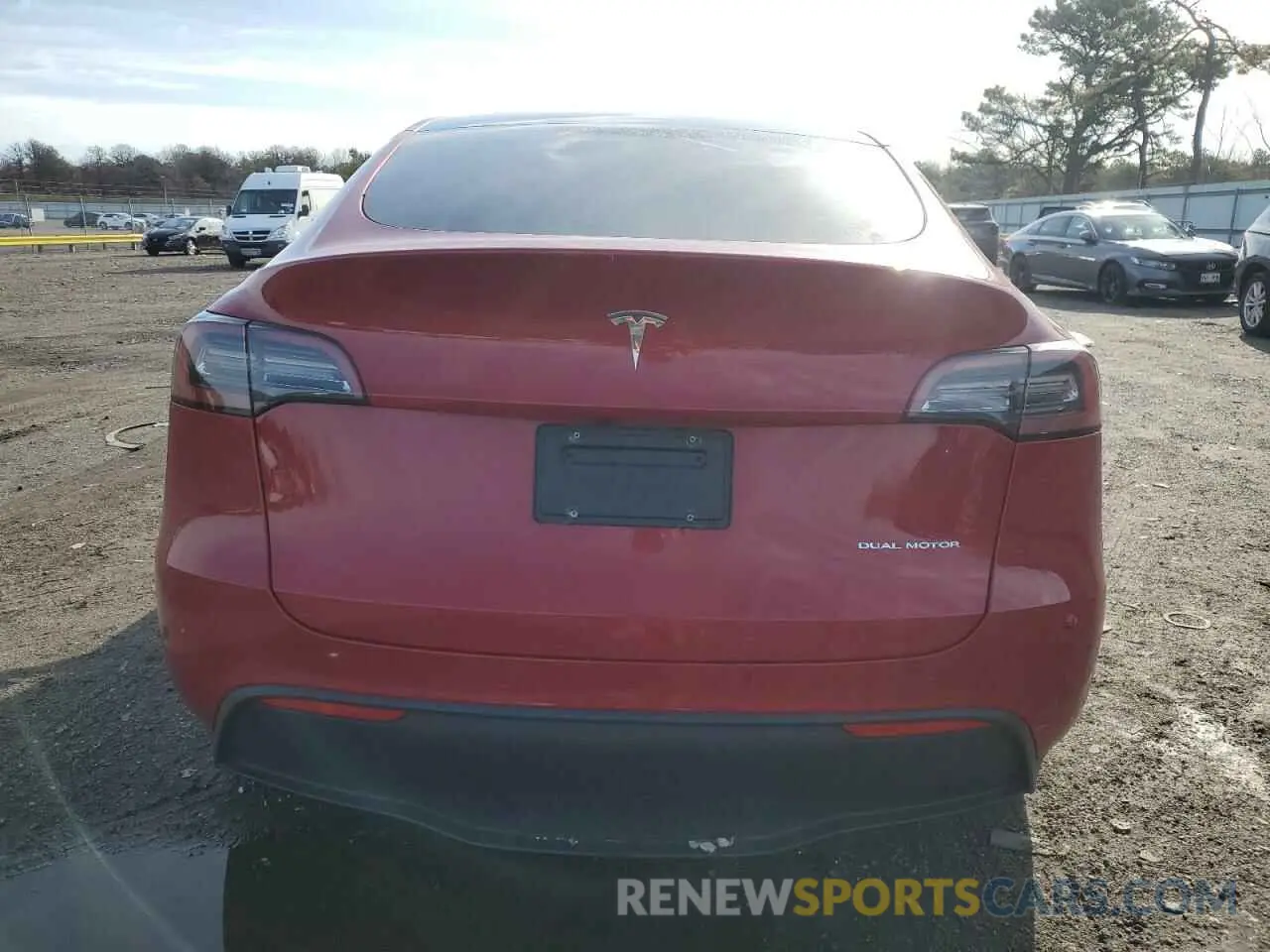 6 Photograph of a damaged car 5YJYGDEE6MF258475 TESLA MODEL Y 2021
