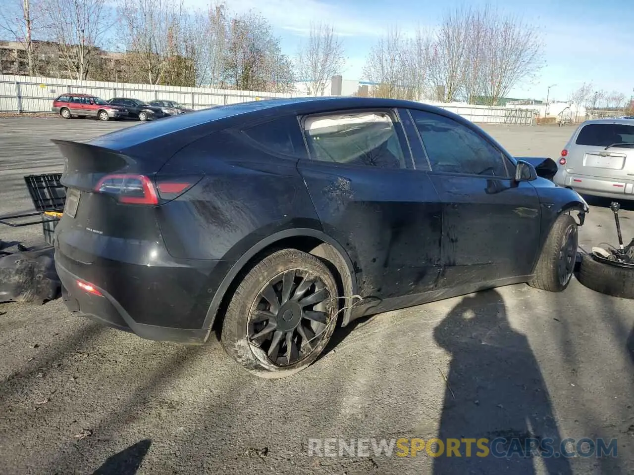 3 Фотография поврежденного автомобиля 5YJYGDEE6MF285644 TESLA MODEL Y 2021