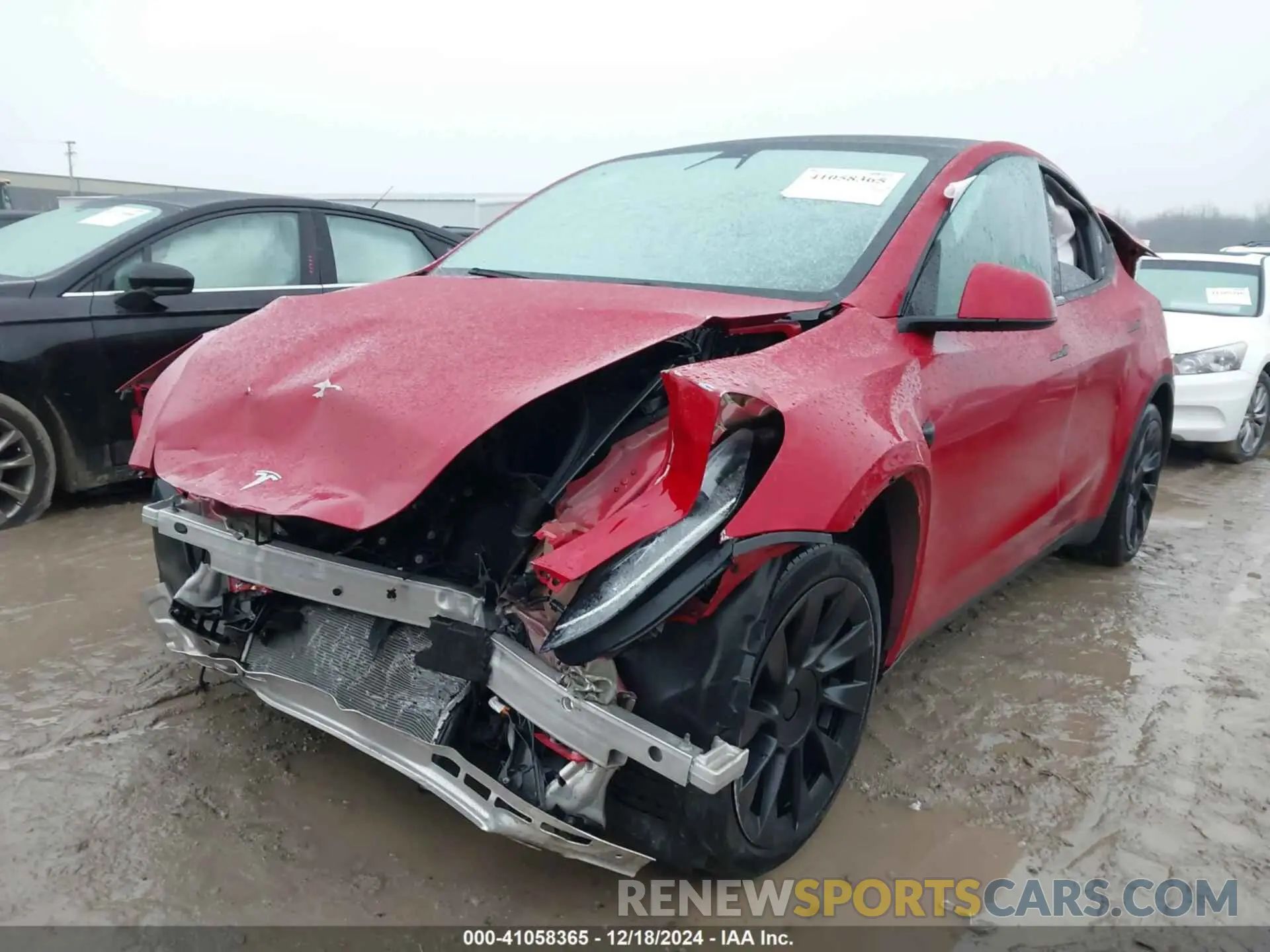 2 Photograph of a damaged car 5YJYGDEE6MF300014 TESLA MODEL Y 2021