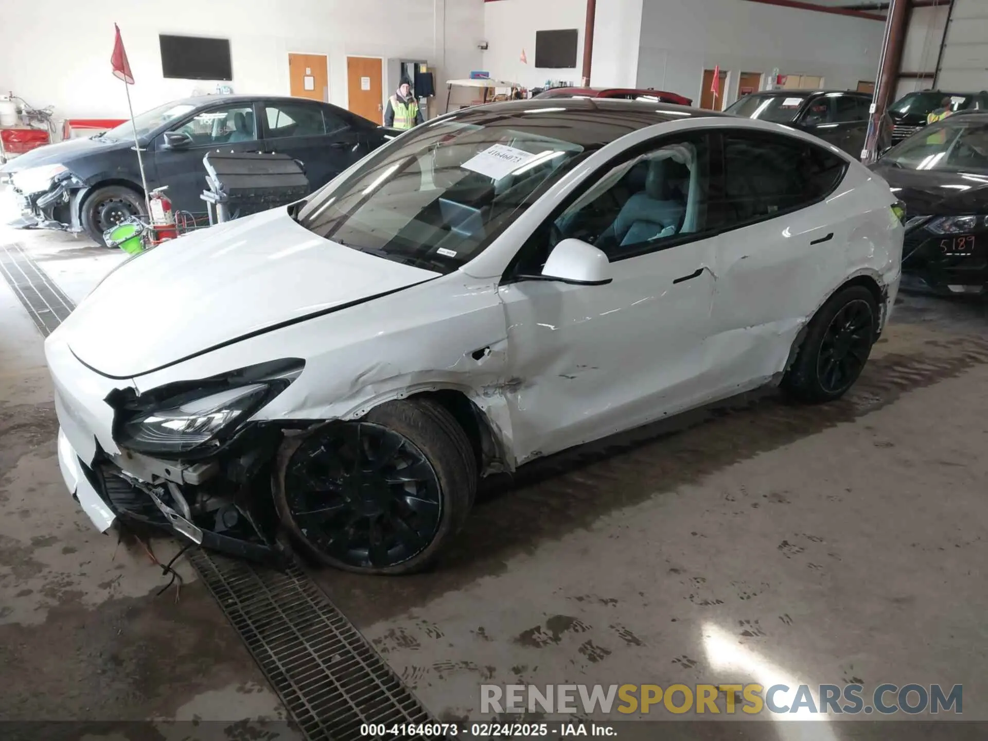 2 Фотография поврежденного автомобиля 5YJYGDEE7MF074713 TESLA MODEL Y 2021