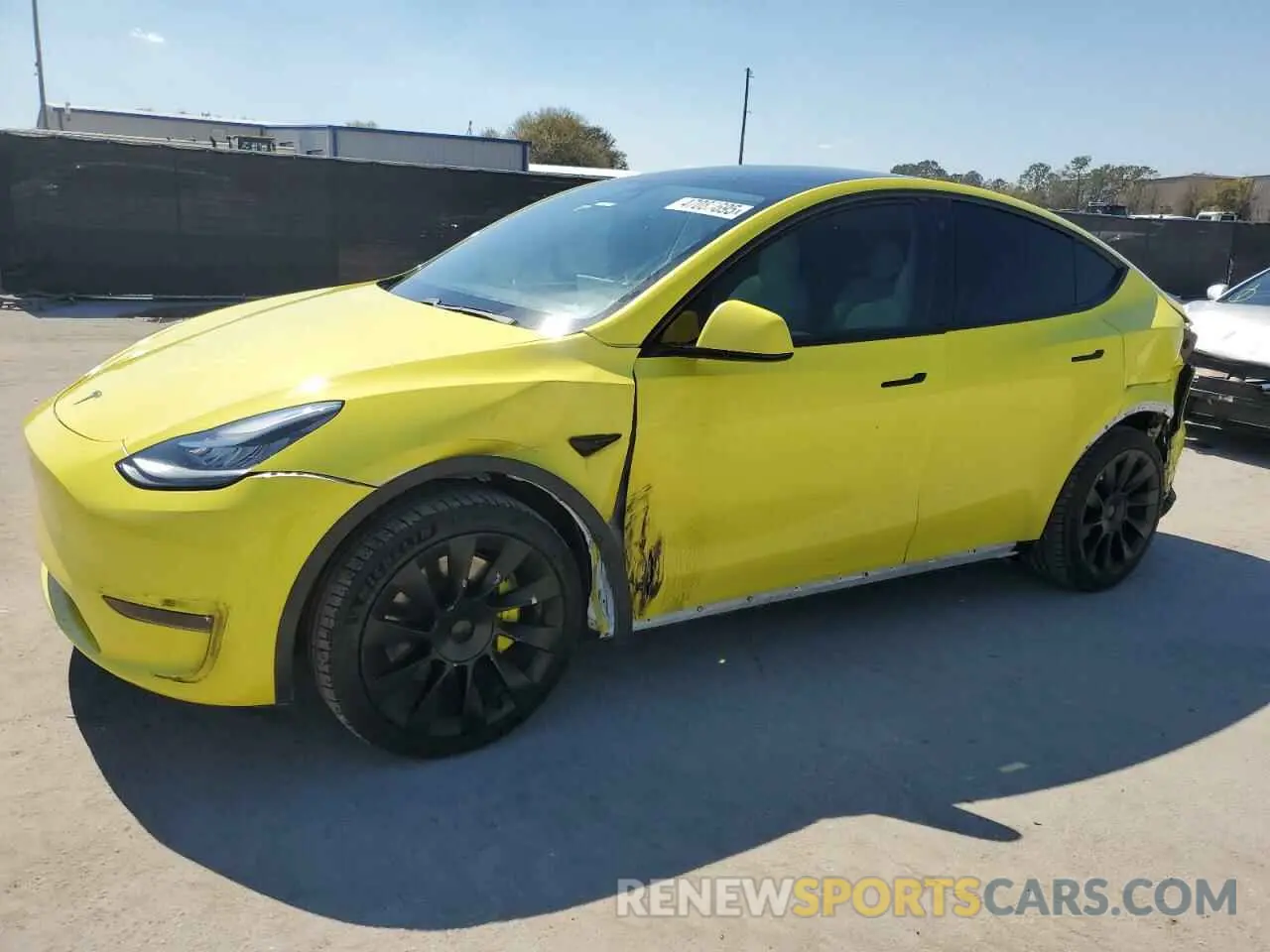 1 Photograph of a damaged car 5YJYGDEE7MF075148 TESLA MODEL Y 2021