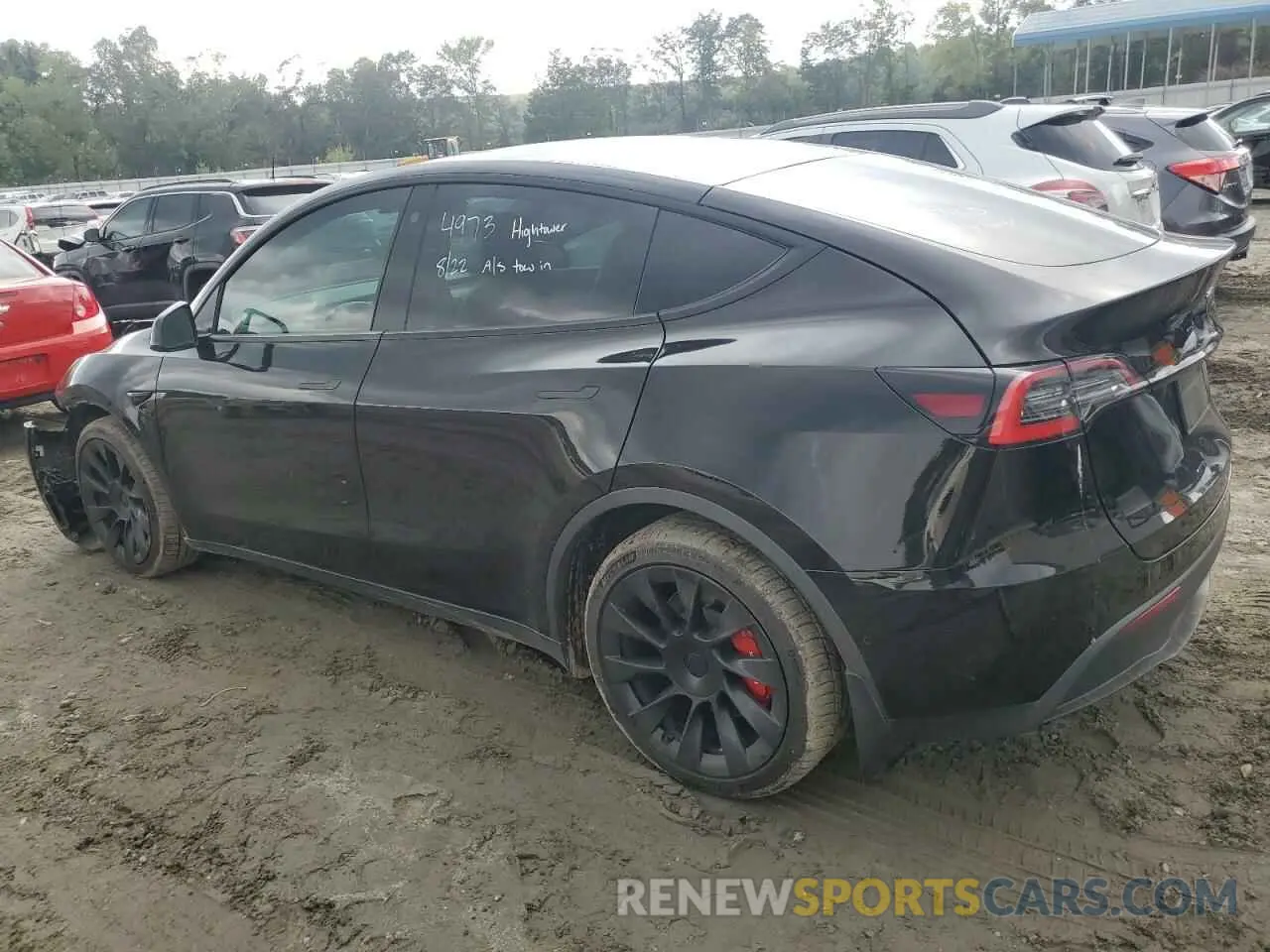 2 Photograph of a damaged car 5YJYGDEE7MF092550 TESLA MODEL Y 2021
