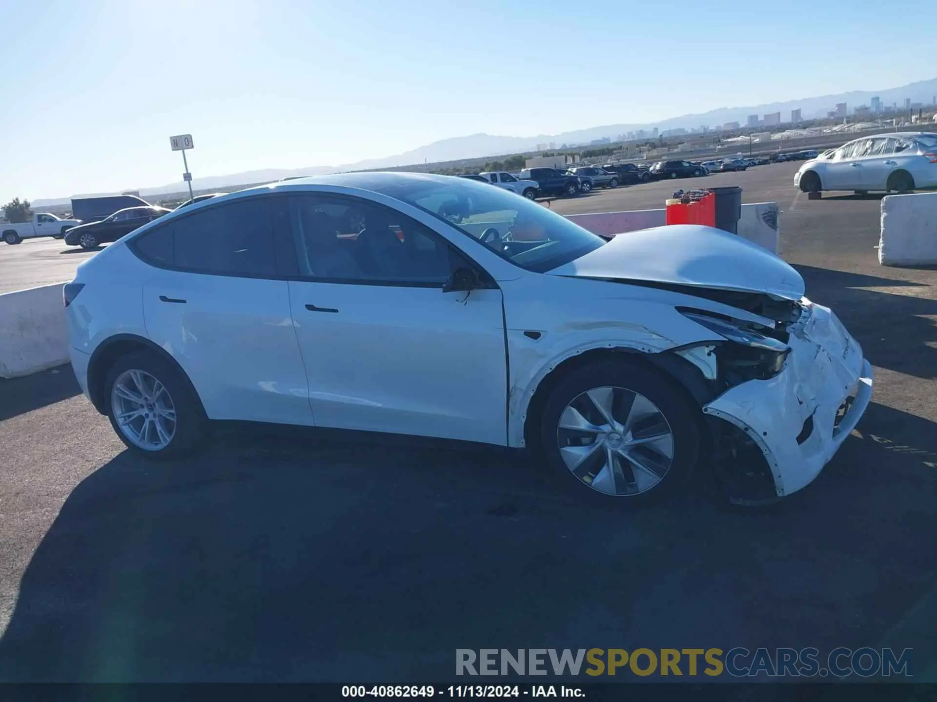 13 Фотография поврежденного автомобиля 5YJYGDEE7MF094346 TESLA MODEL Y 2021