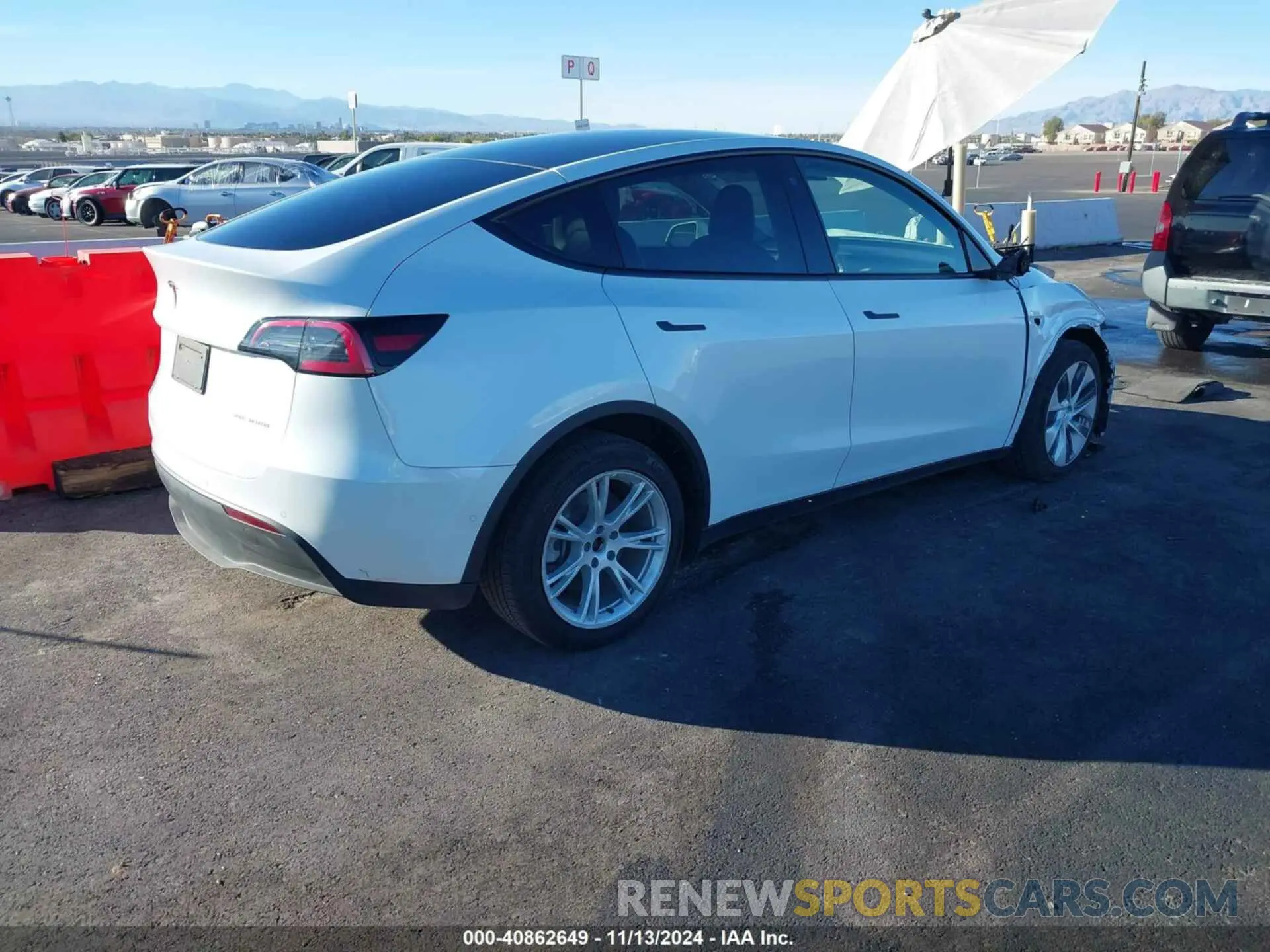 4 Фотография поврежденного автомобиля 5YJYGDEE7MF094346 TESLA MODEL Y 2021