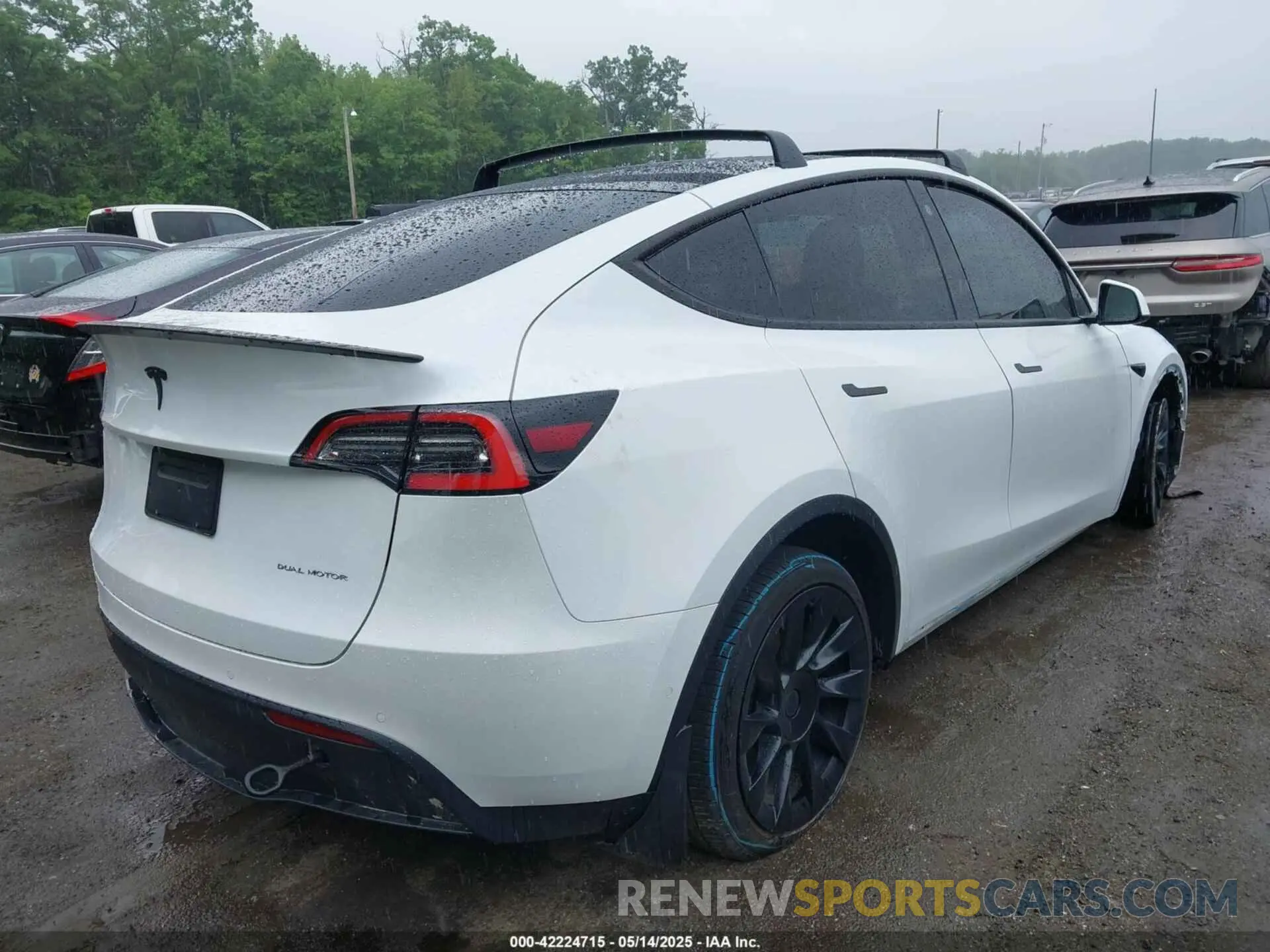 4 Фотография поврежденного автомобиля 5YJYGDEE7MF108245 TESLA MODEL Y 2021