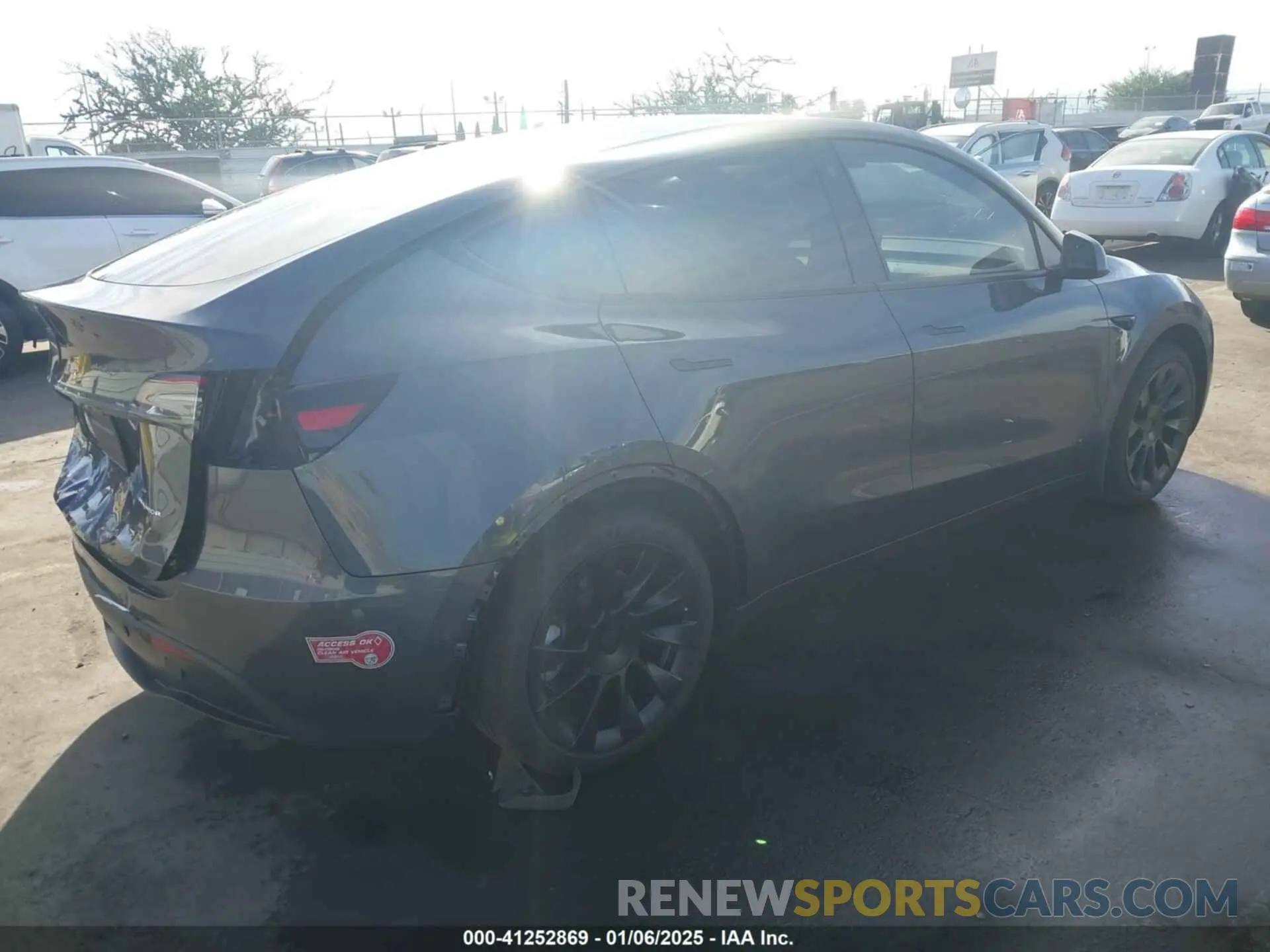 4 Фотография поврежденного автомобиля 5YJYGDEE7MF149037 TESLA MODEL Y 2021