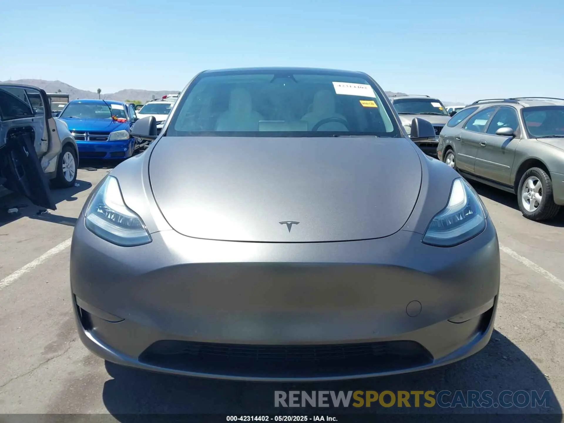 12 Photograph of a damaged car 5YJYGDEE7MF157459 TESLA MODEL Y 2021