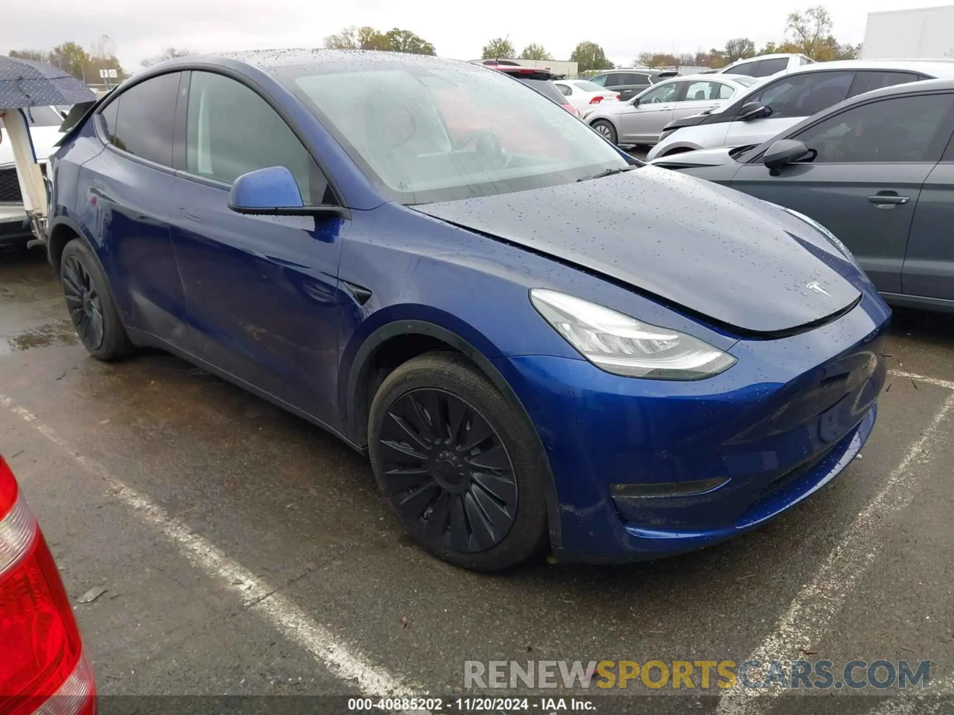 1 Photograph of a damaged car 5YJYGDEE7MF185570 TESLA MODEL Y 2021
