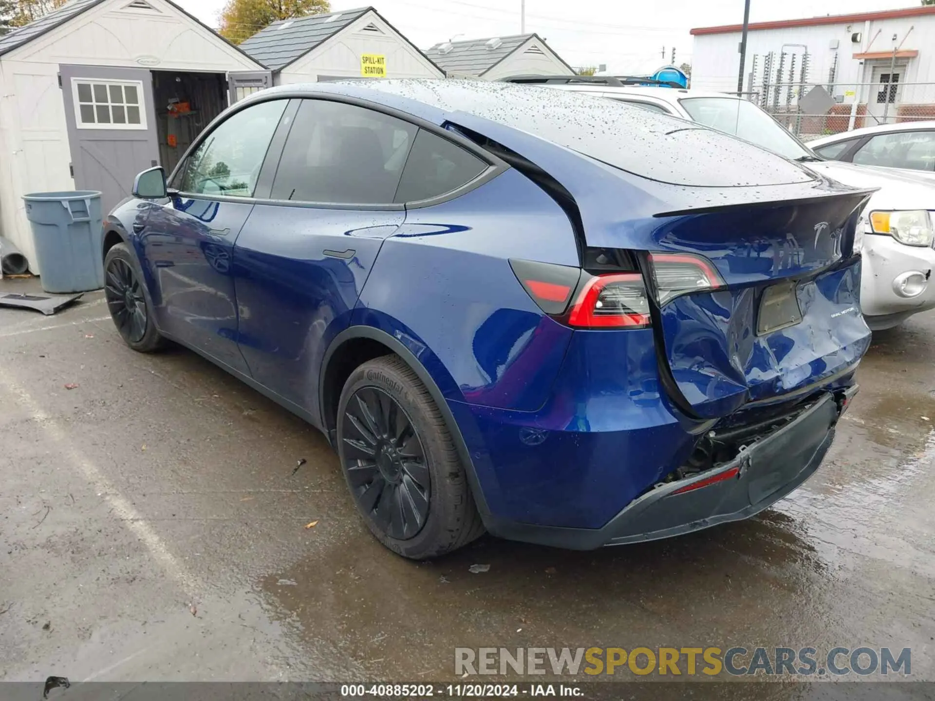 3 Photograph of a damaged car 5YJYGDEE7MF185570 TESLA MODEL Y 2021
