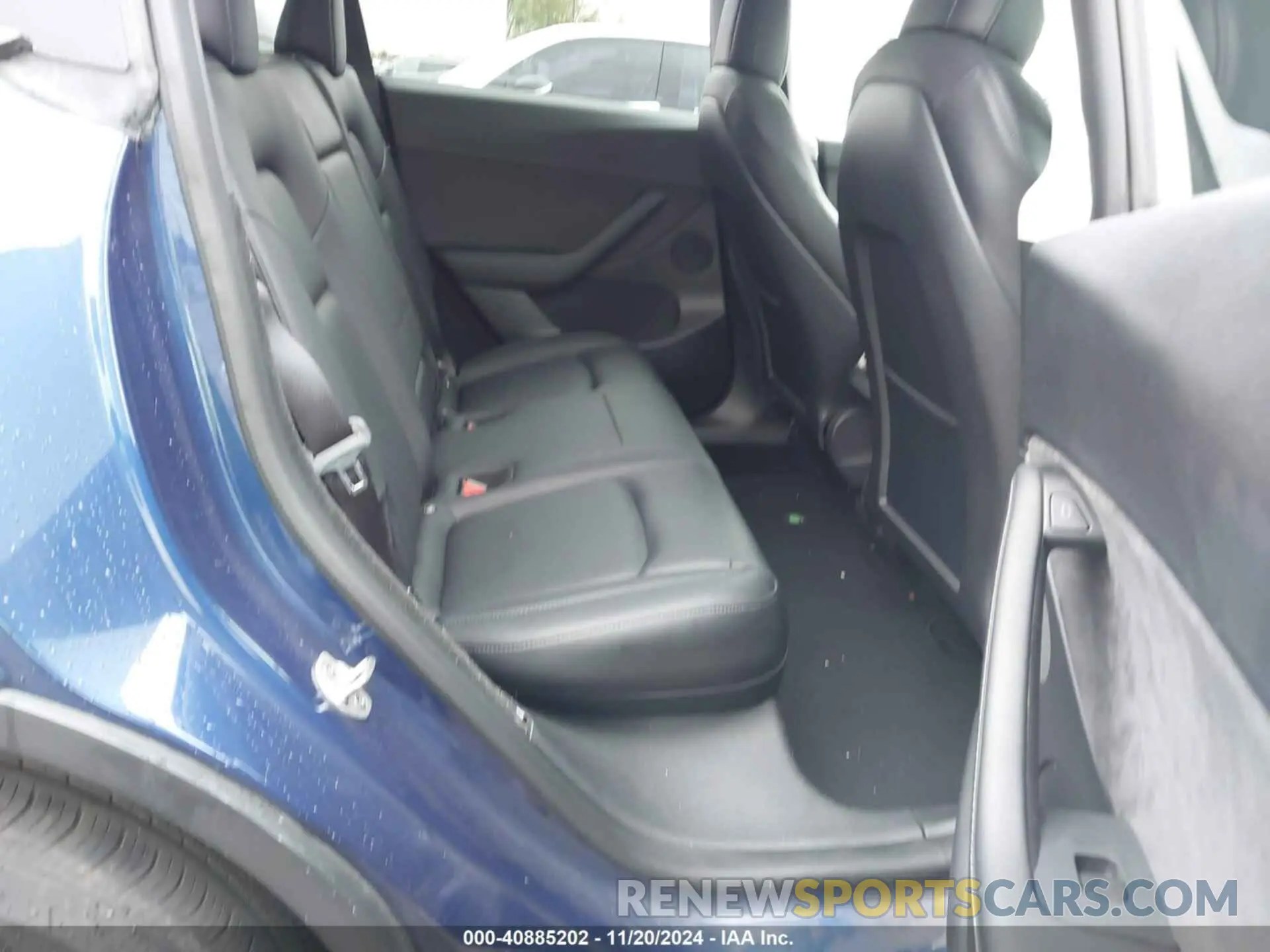 8 Photograph of a damaged car 5YJYGDEE7MF185570 TESLA MODEL Y 2021