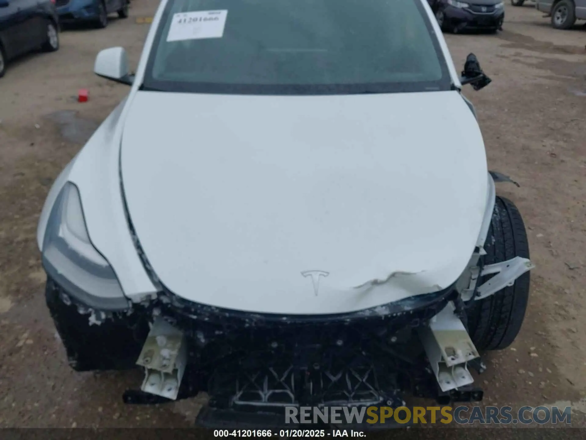10 Photograph of a damaged car 5YJYGDEE7MF186525 TESLA MODEL Y 2021