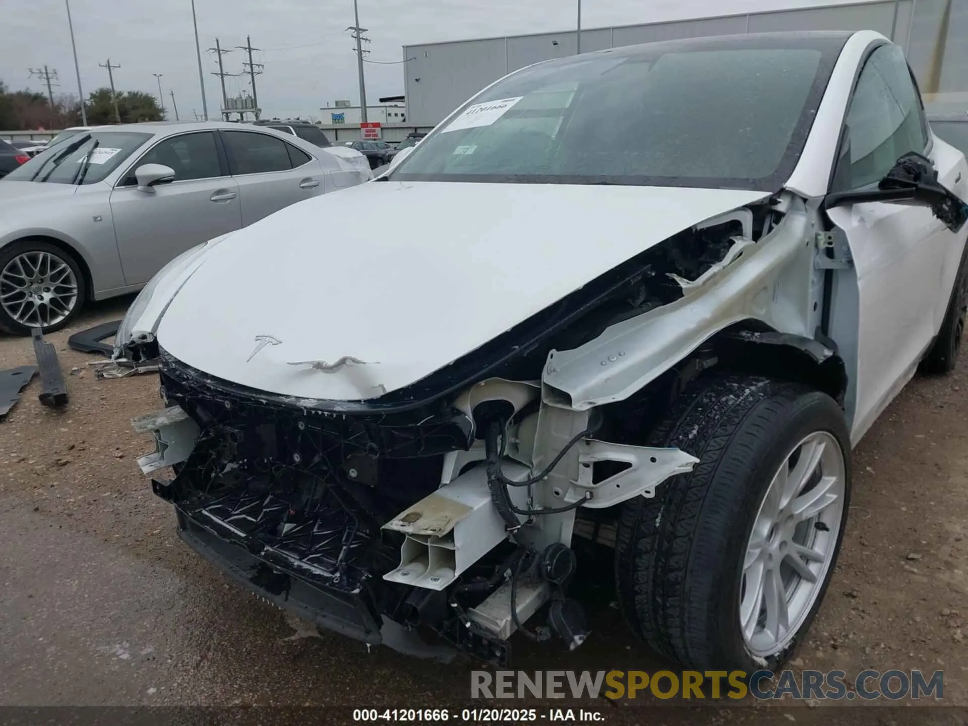 6 Photograph of a damaged car 5YJYGDEE7MF186525 TESLA MODEL Y 2021