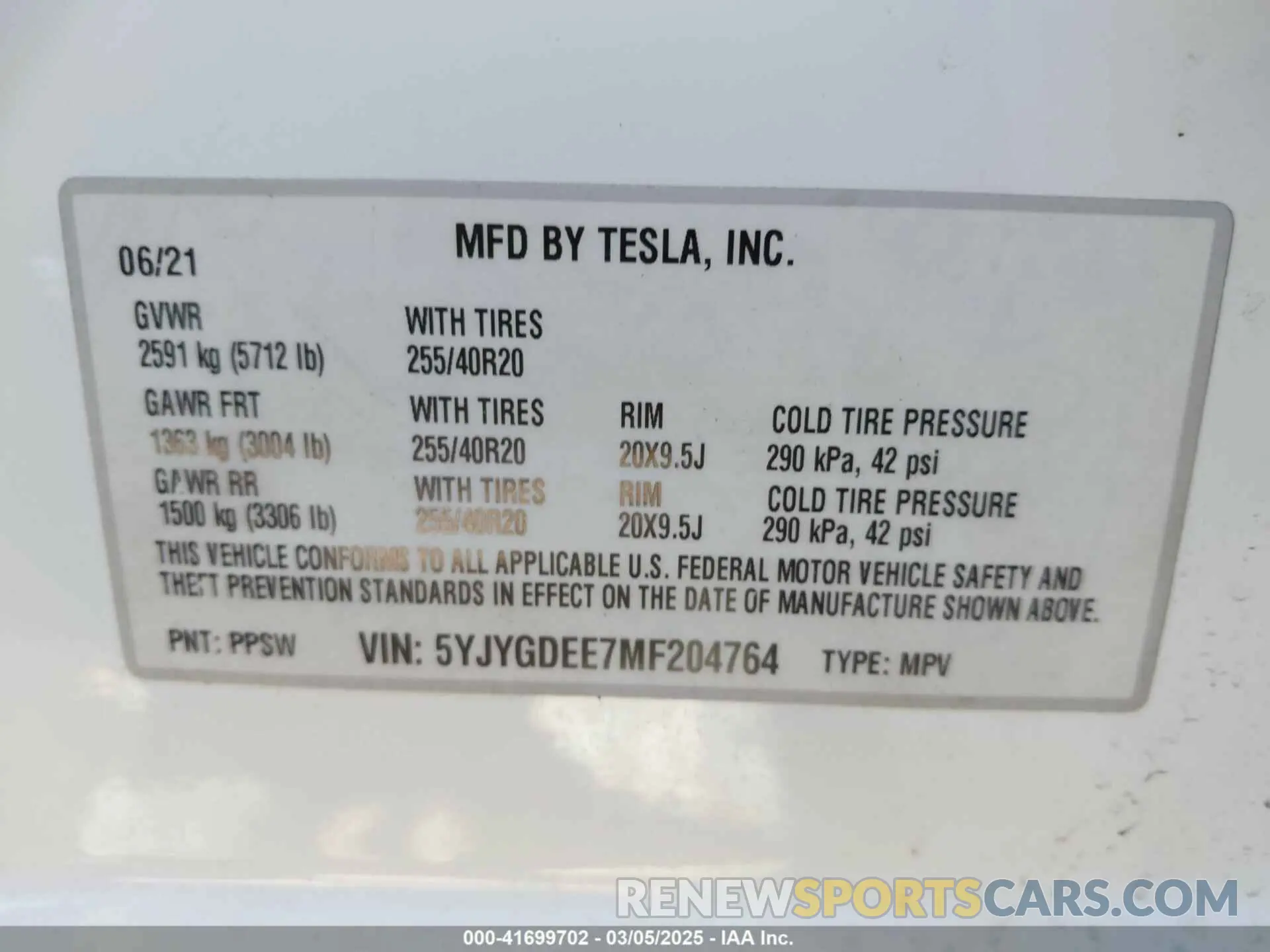 9 Photograph of a damaged car 5YJYGDEE7MF204764 TESLA MODEL Y 2021