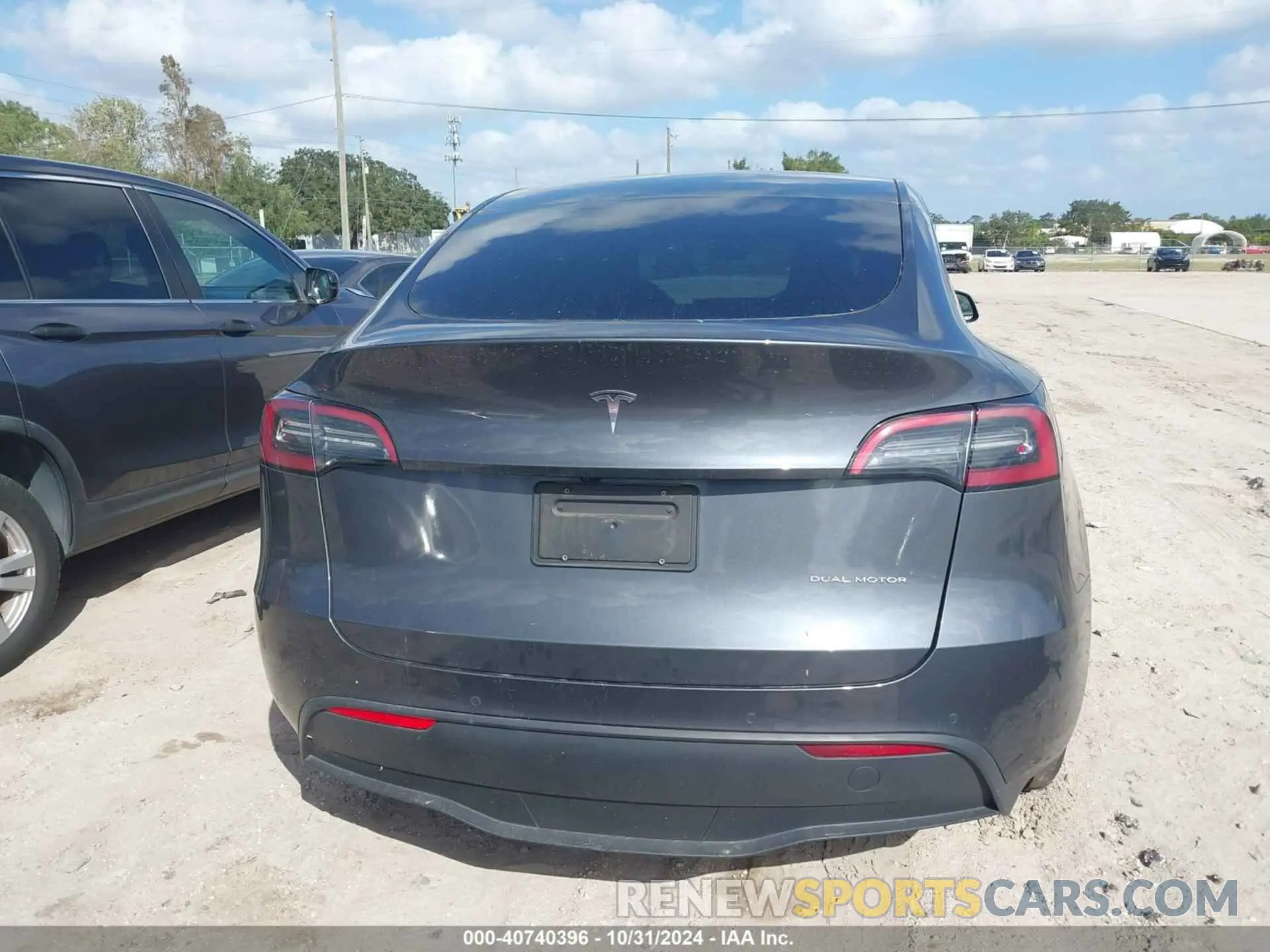 17 Фотография поврежденного автомобиля 5YJYGDEE7MF204943 TESLA MODEL Y 2021