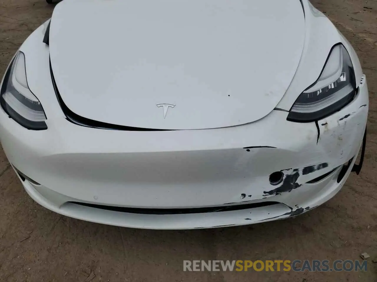 12 Photograph of a damaged car 5YJYGDEE7MF220608 TESLA MODEL Y 2021
