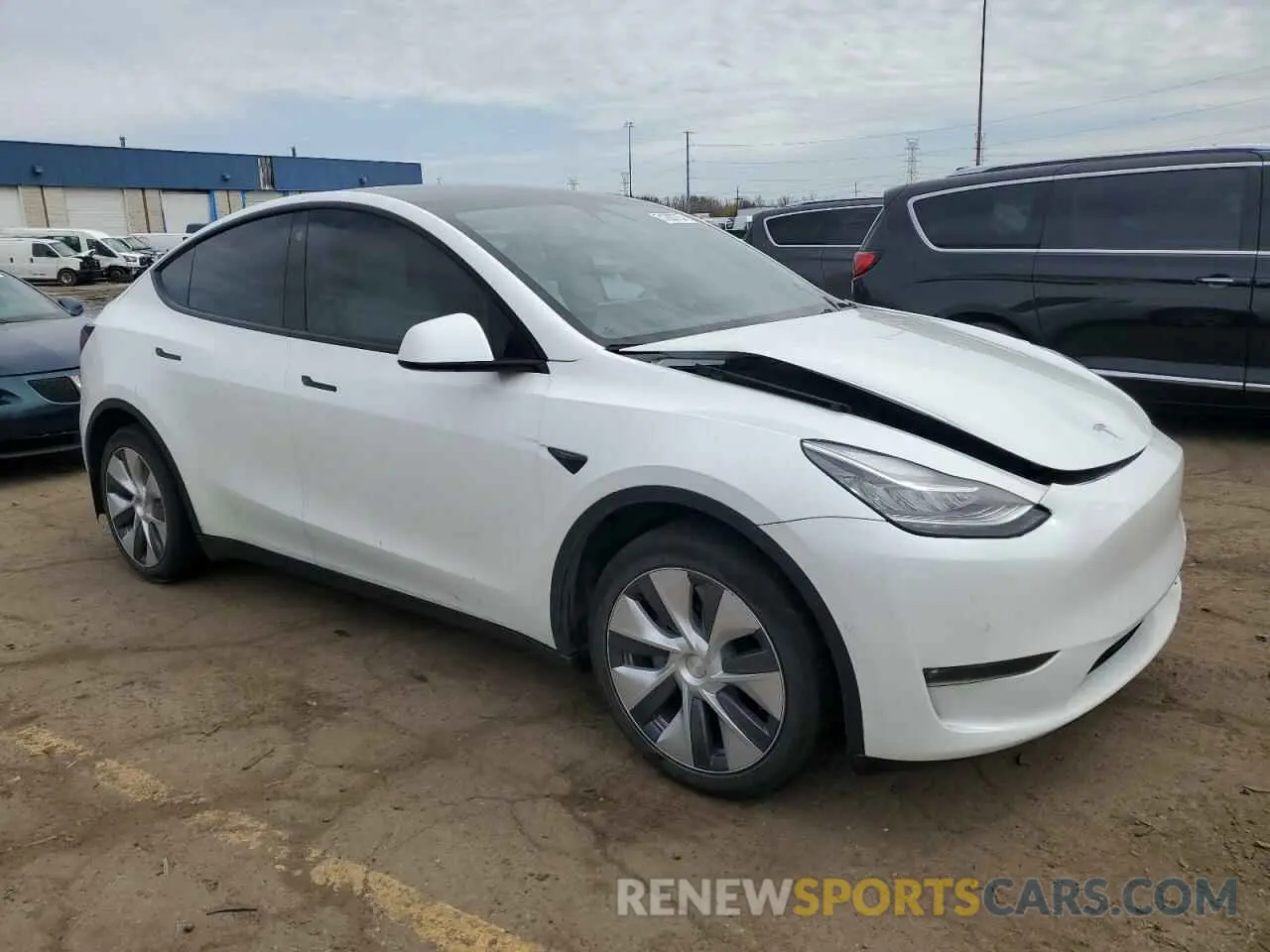4 Photograph of a damaged car 5YJYGDEE7MF220608 TESLA MODEL Y 2021