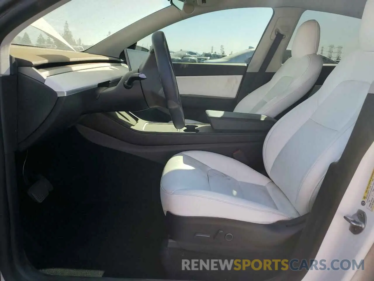 7 Photograph of a damaged car 5YJYGDEE7MF228417 TESLA MODEL Y 2021