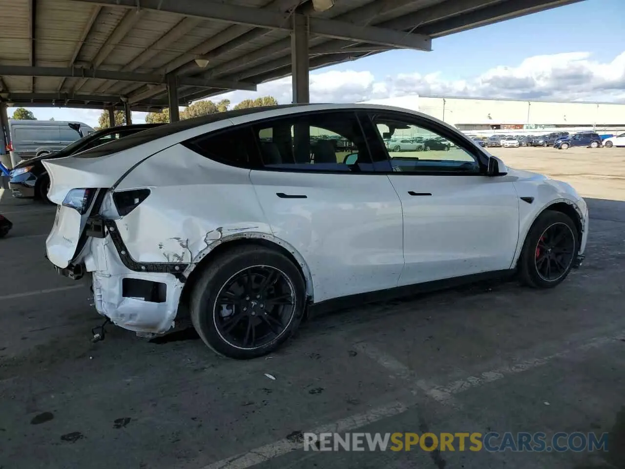3 Photograph of a damaged car 5YJYGDEE7MF228787 TESLA MODEL Y 2021