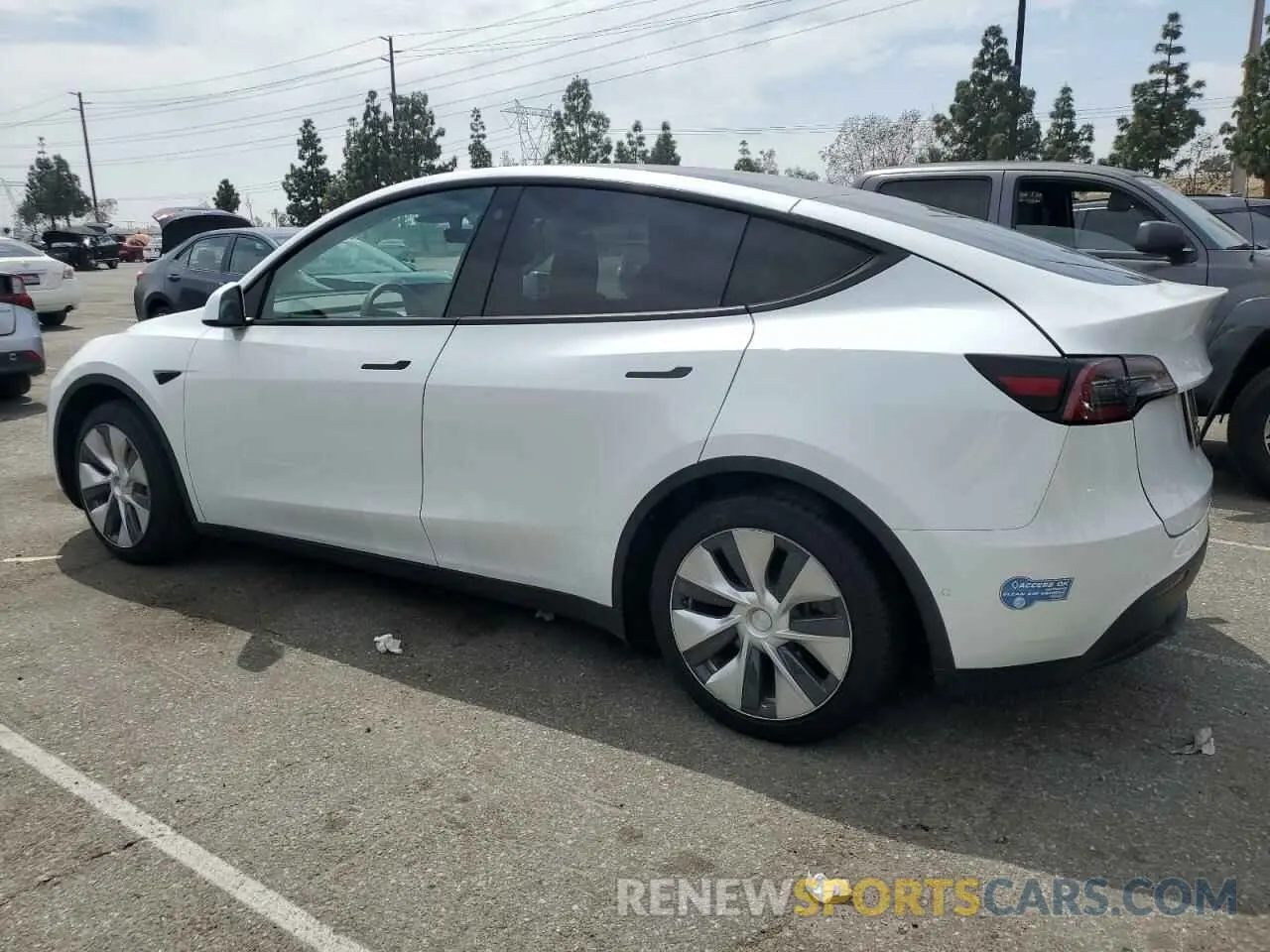 2 Photograph of a damaged car 5YJYGDEE7MF229986 TESLA MODEL Y 2021