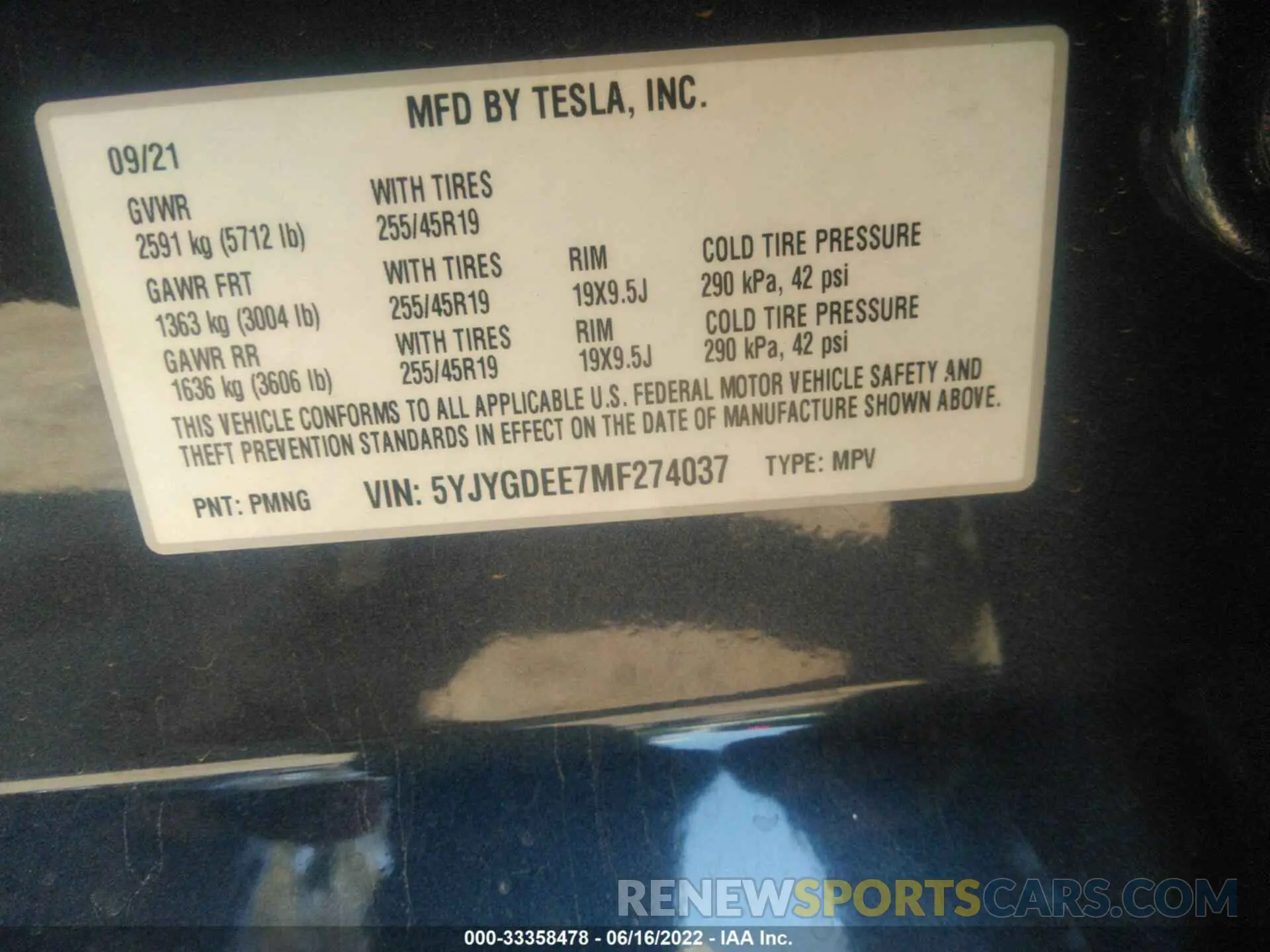 9 Photograph of a damaged car 5YJYGDEE7MF274037 TESLA MODEL Y 2021
