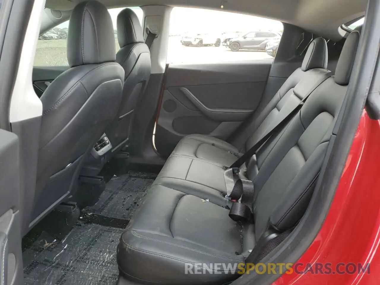 10 Photograph of a damaged car 5YJYGDEE8MF089463 TESLA MODEL Y 2021