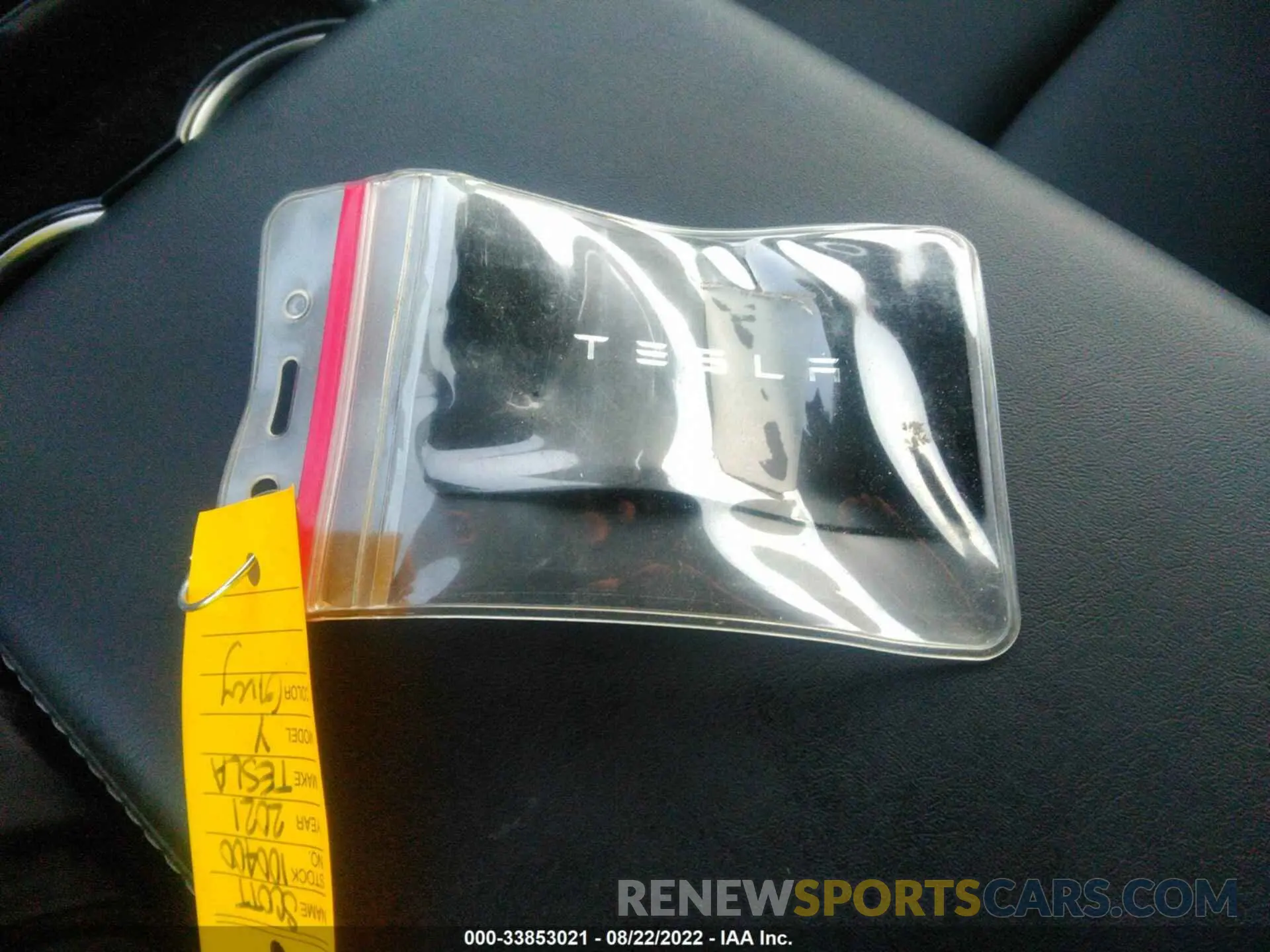 11 Photograph of a damaged car 5YJYGDEE8MF104625 TESLA MODEL Y 2021