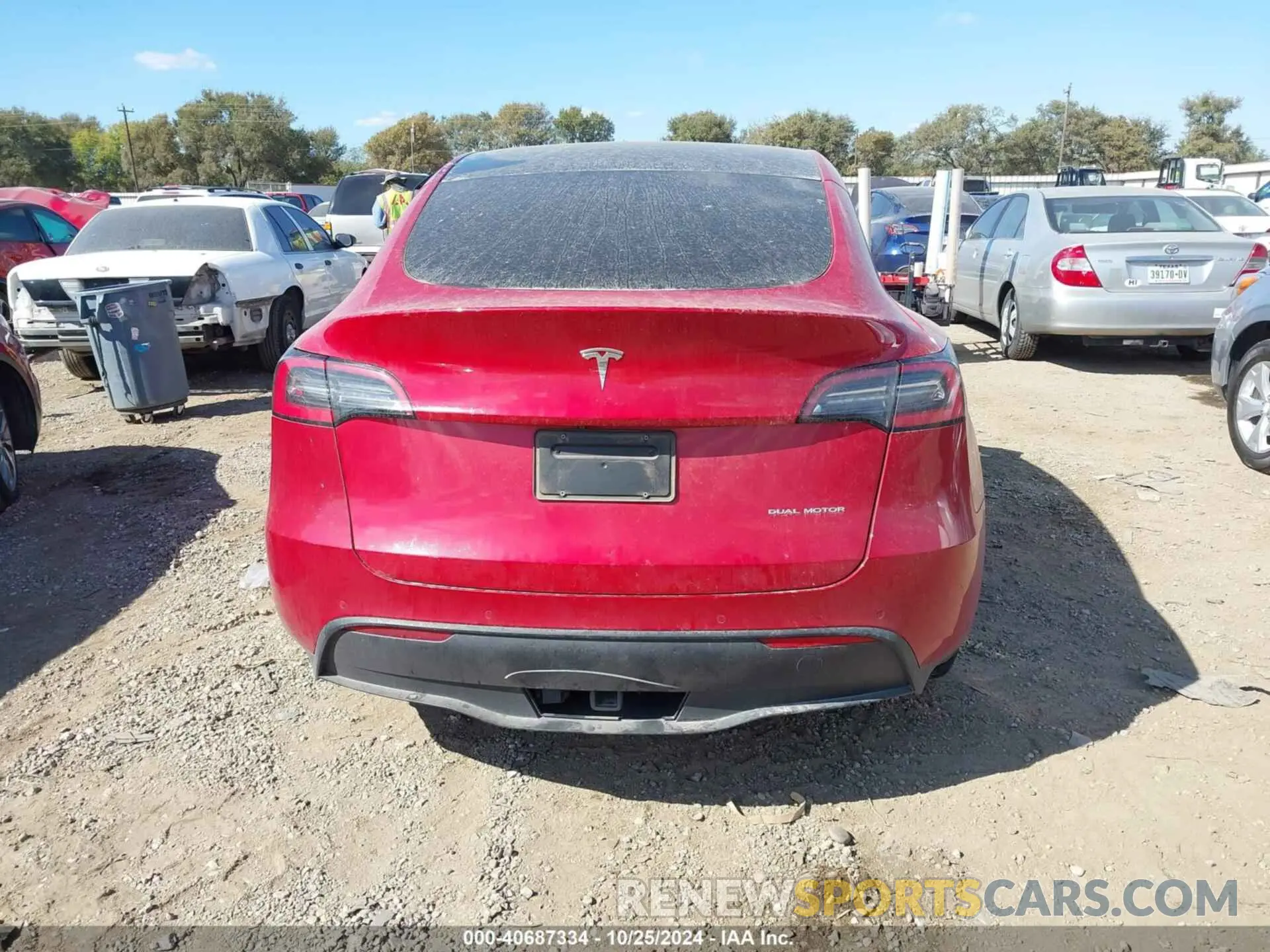 16 Photograph of a damaged car 5YJYGDEE8MF140458 TESLA MODEL Y 2021