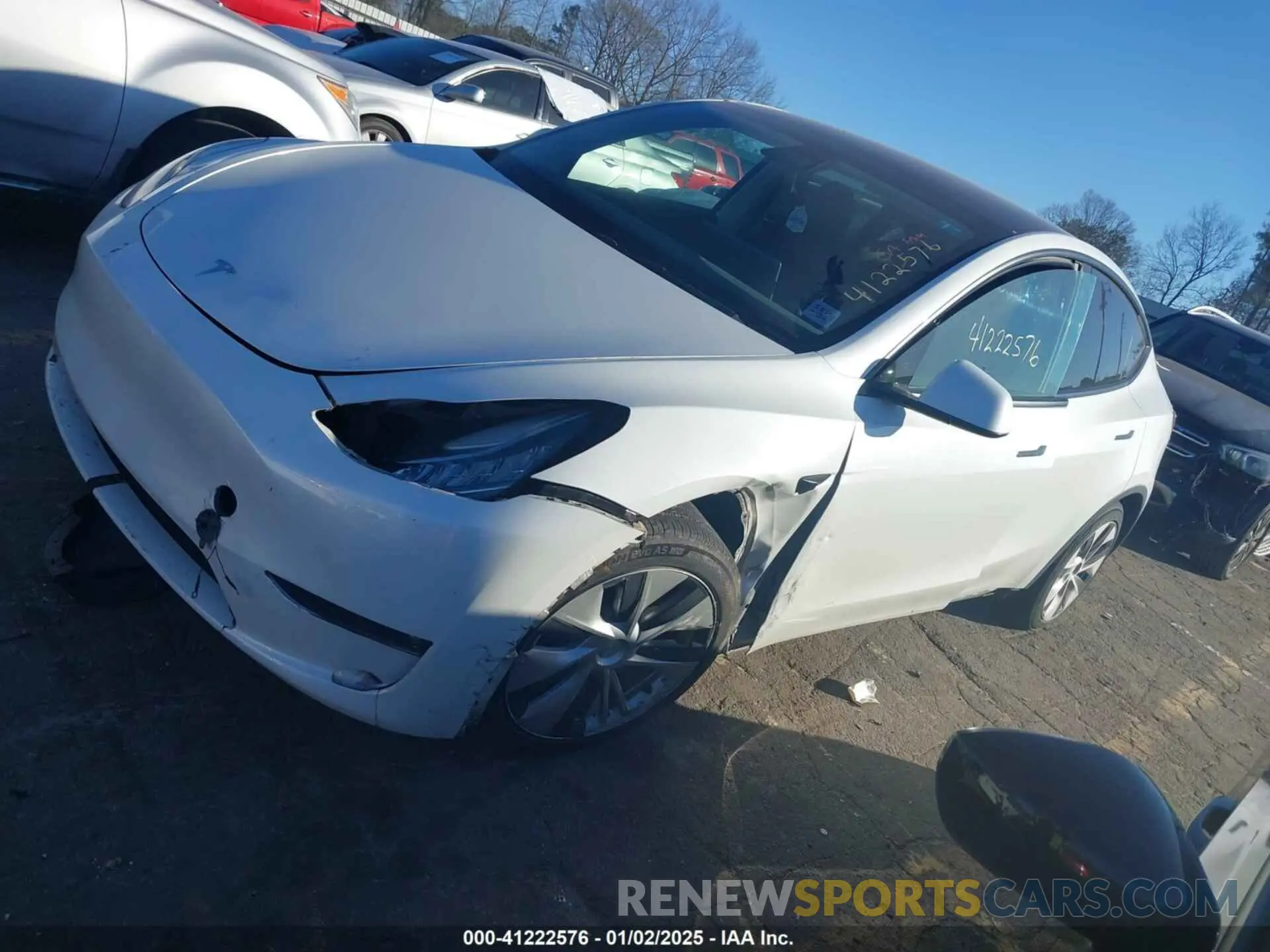 2 Photograph of a damaged car 5YJYGDEE8MF142341 TESLA MODEL Y 2021