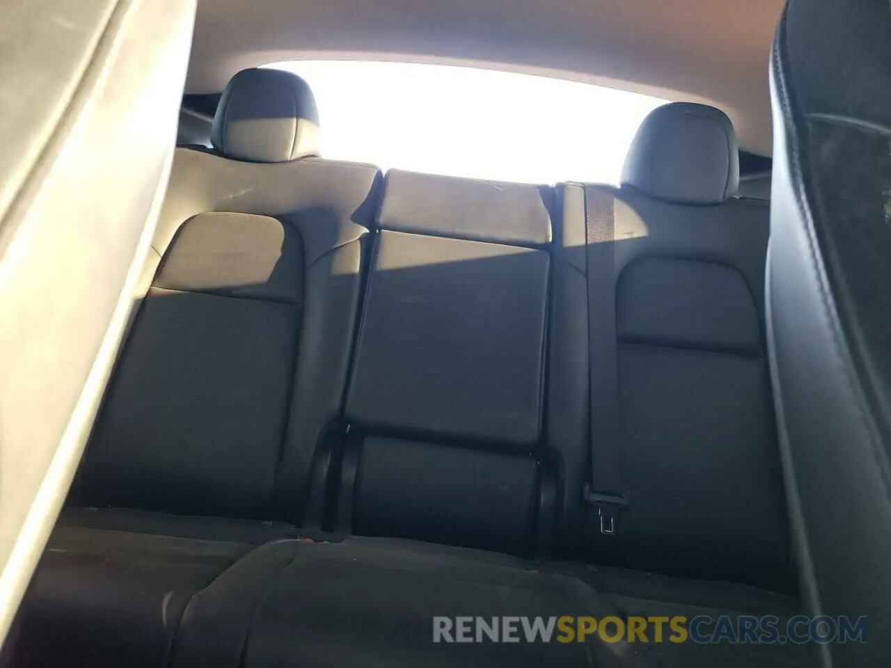 10 Фотография поврежденного автомобиля 5YJYGDEE8MF148849 TESLA MODEL Y 2021