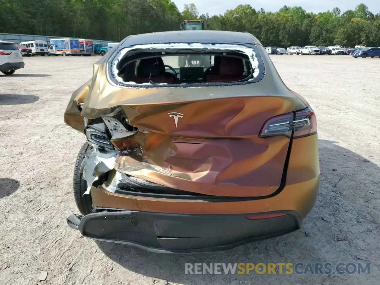 6 Photograph of a damaged car 5YJYGDEE8MF208774 TESLA MODEL Y 2021