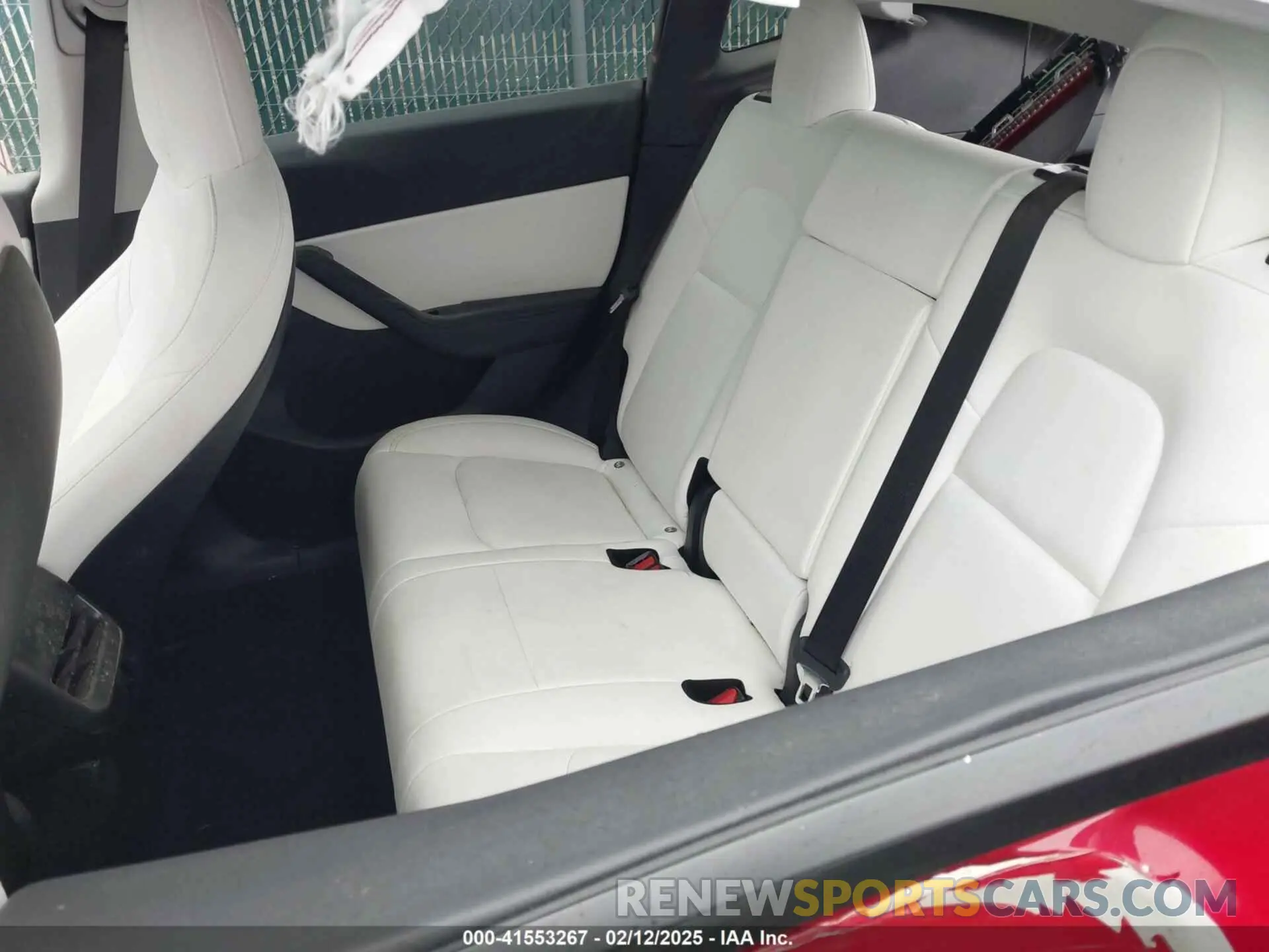 8 Photograph of a damaged car 5YJYGDEE8MF250331 TESLA MODEL Y 2021