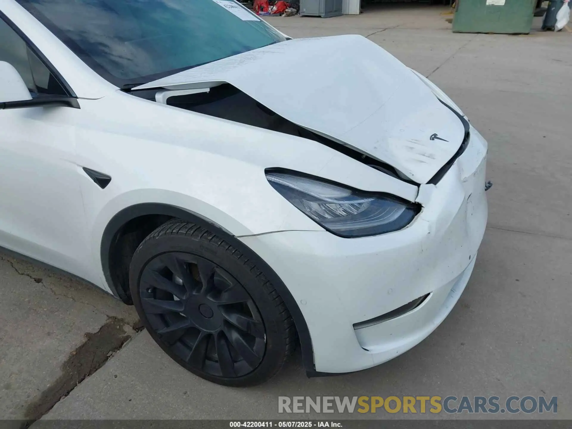 19 Фотография поврежденного автомобиля 5YJYGDEE8MF266075 TESLA MODEL Y 2021