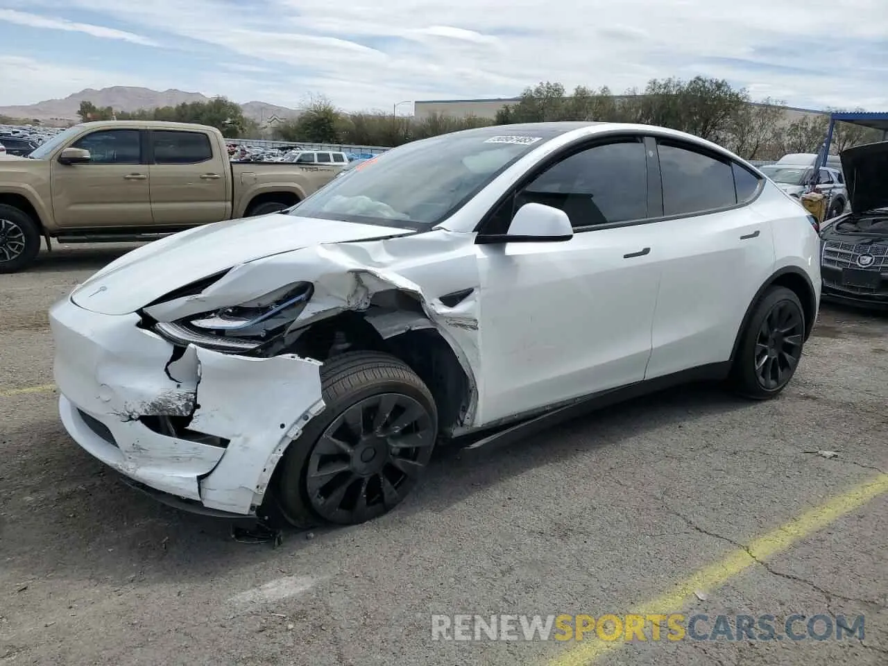 1 Фотография поврежденного автомобиля 5YJYGDEE8MF271938 TESLA MODEL Y 2021