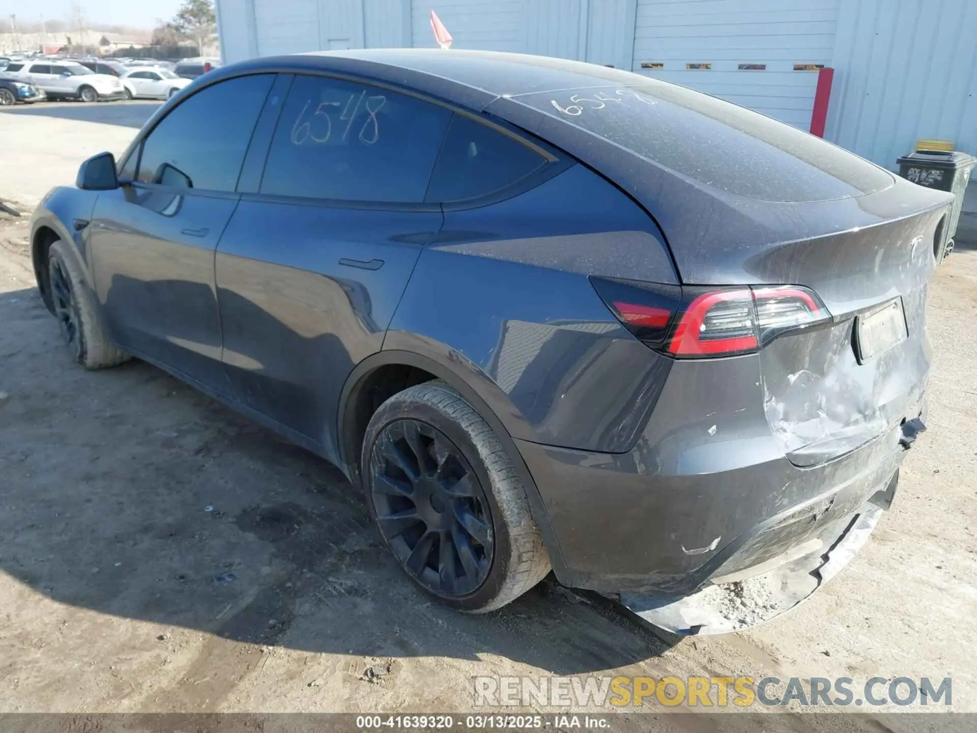 3 Фотография поврежденного автомобиля 5YJYGDEE8MF278212 TESLA MODEL Y 2021