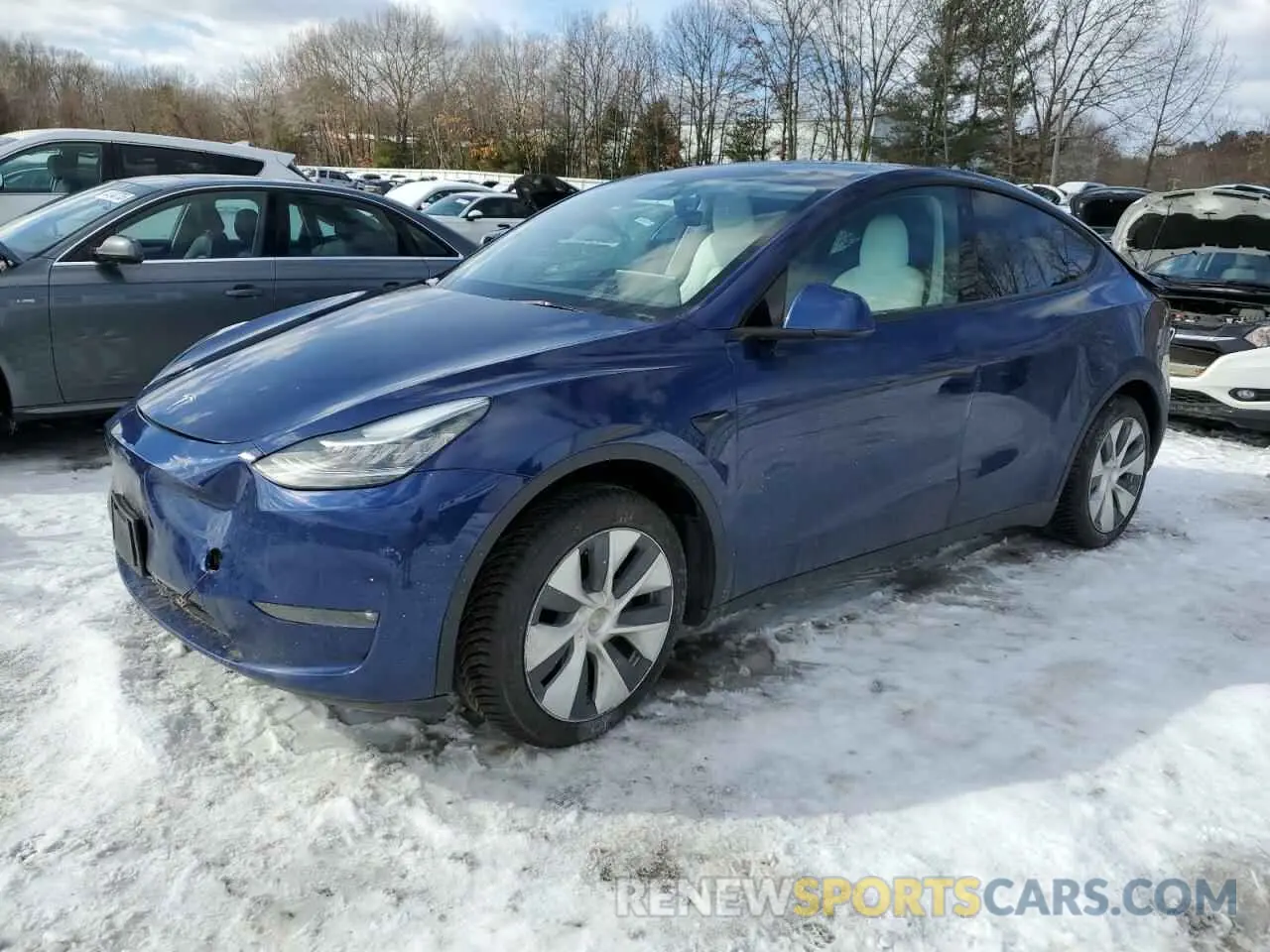 1 Photograph of a damaged car 5YJYGDEE8MF304890 TESLA MODEL Y 2021