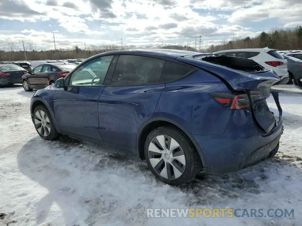 2 Photograph of a damaged car 5YJYGDEE8MF304890 TESLA MODEL Y 2021